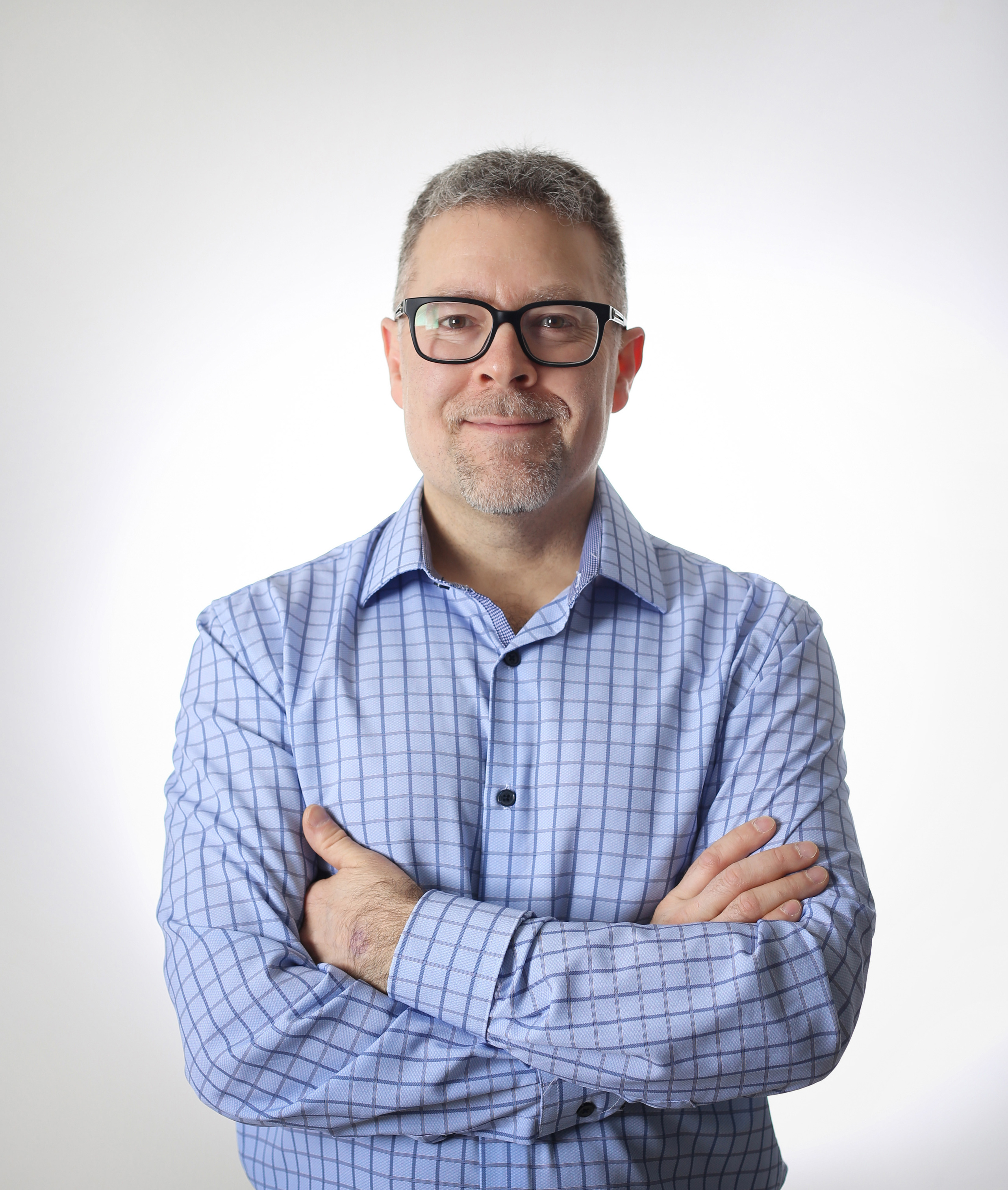 LinkedIn Photoshoot. YuAnna studio. Family & Kids Photographer in Seattle area, located in