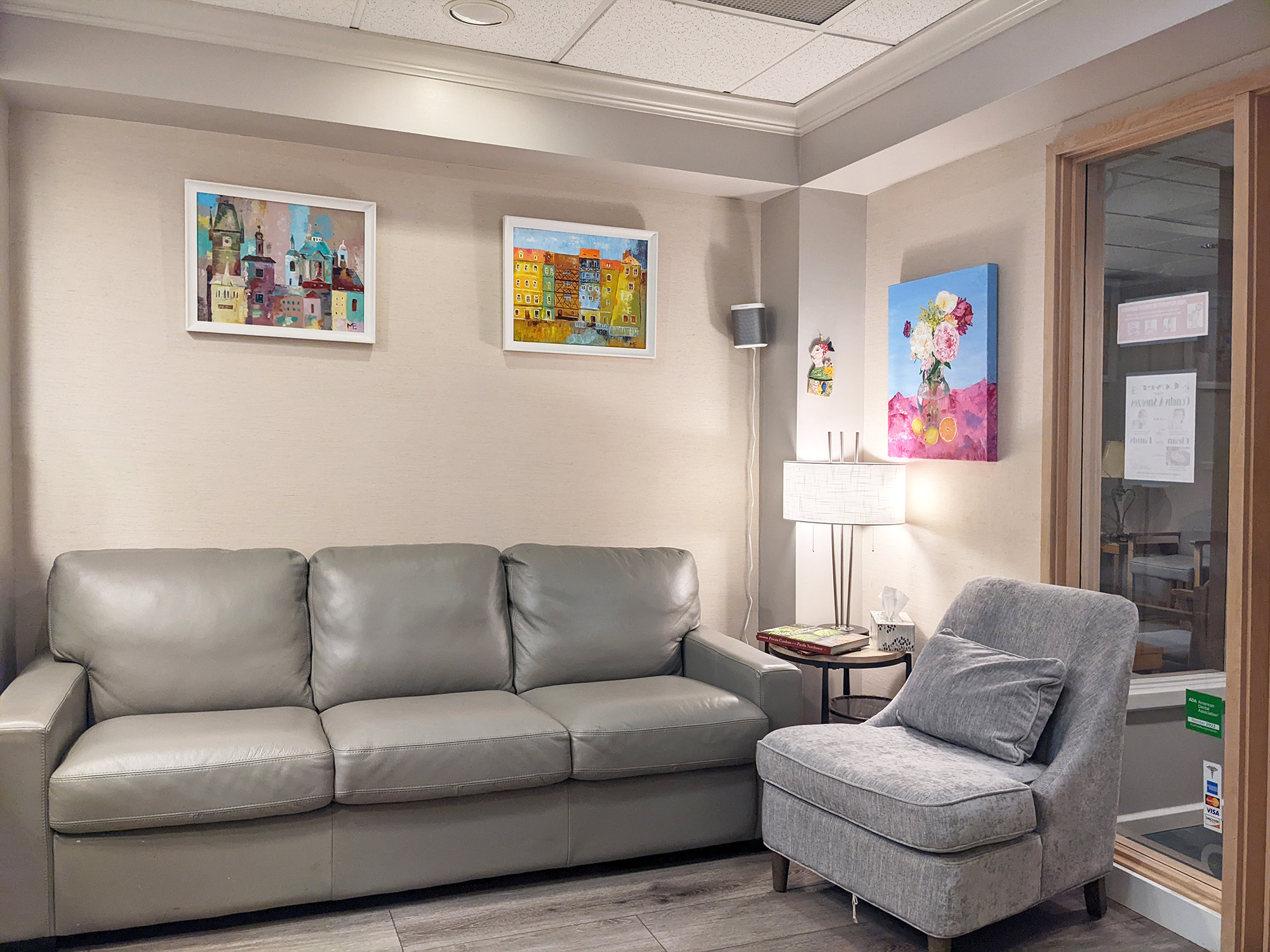 Dental clinic team. YuAnna studio. Family & Kids Photographer in Seattle area, located in