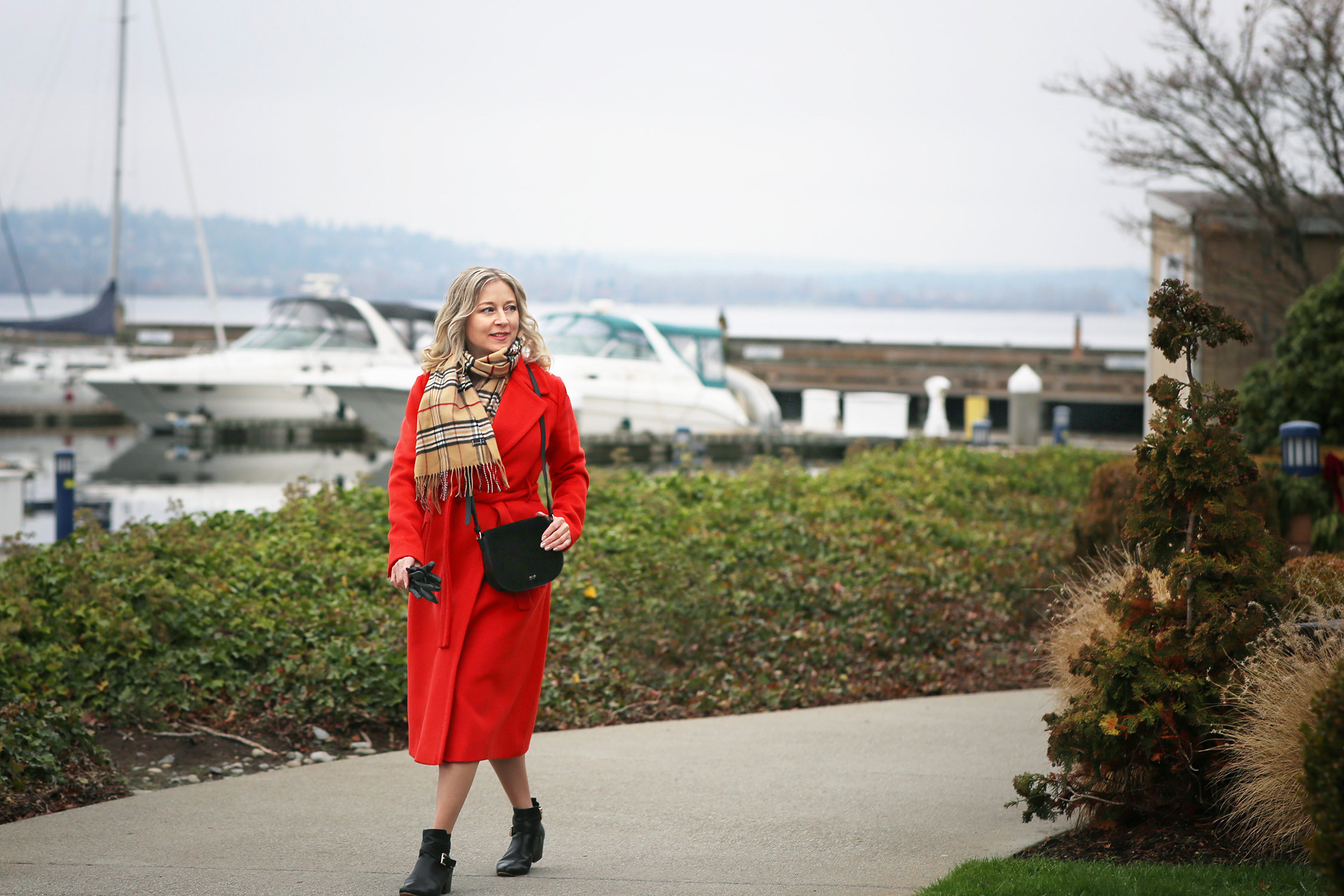 Janna — travel agent. YuAnna studio. Family & Kids Photographer in Seattle area, located in