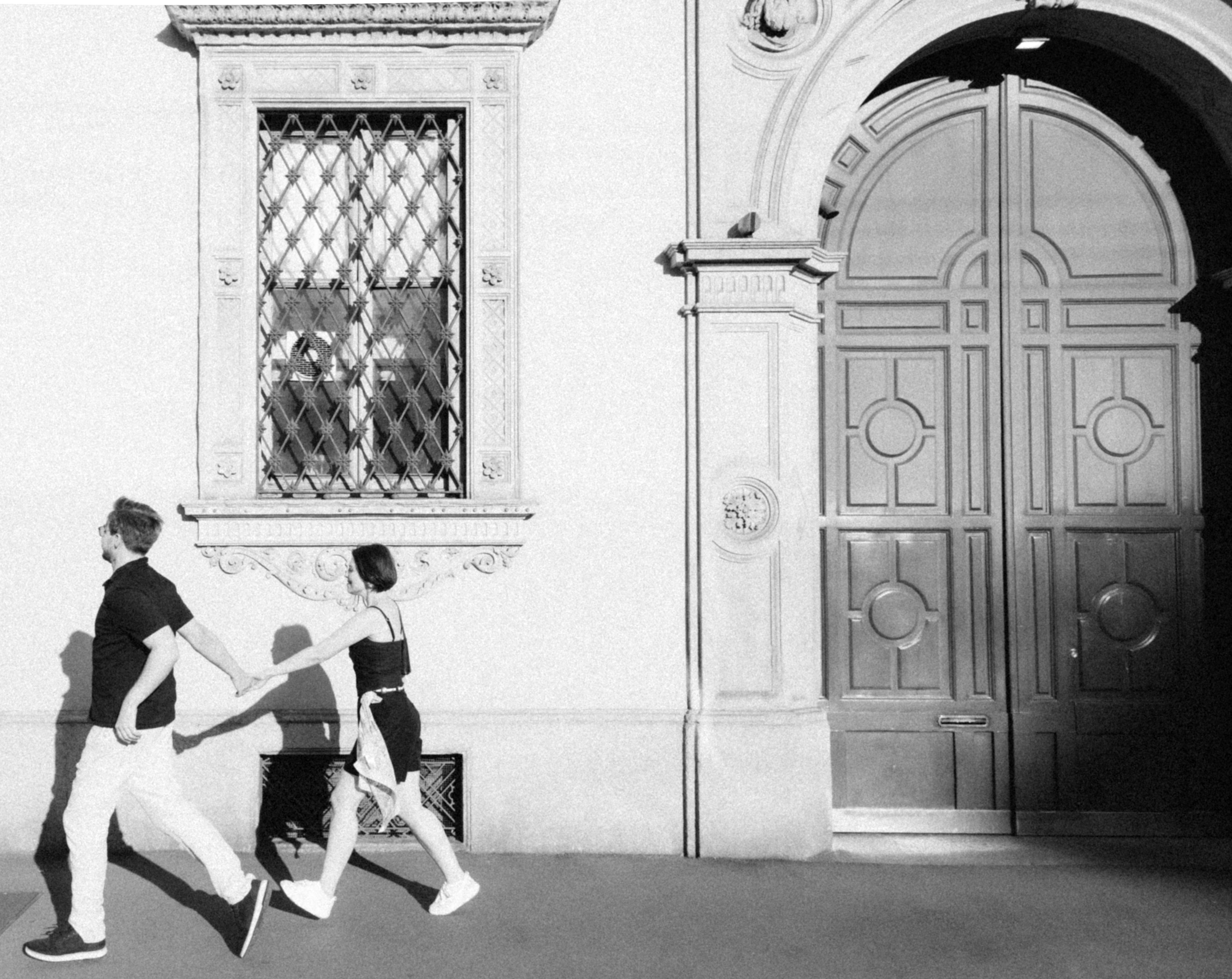 Summer in Milan. AnaMilanoFoto | Couple & Wedding Photographer in Milan