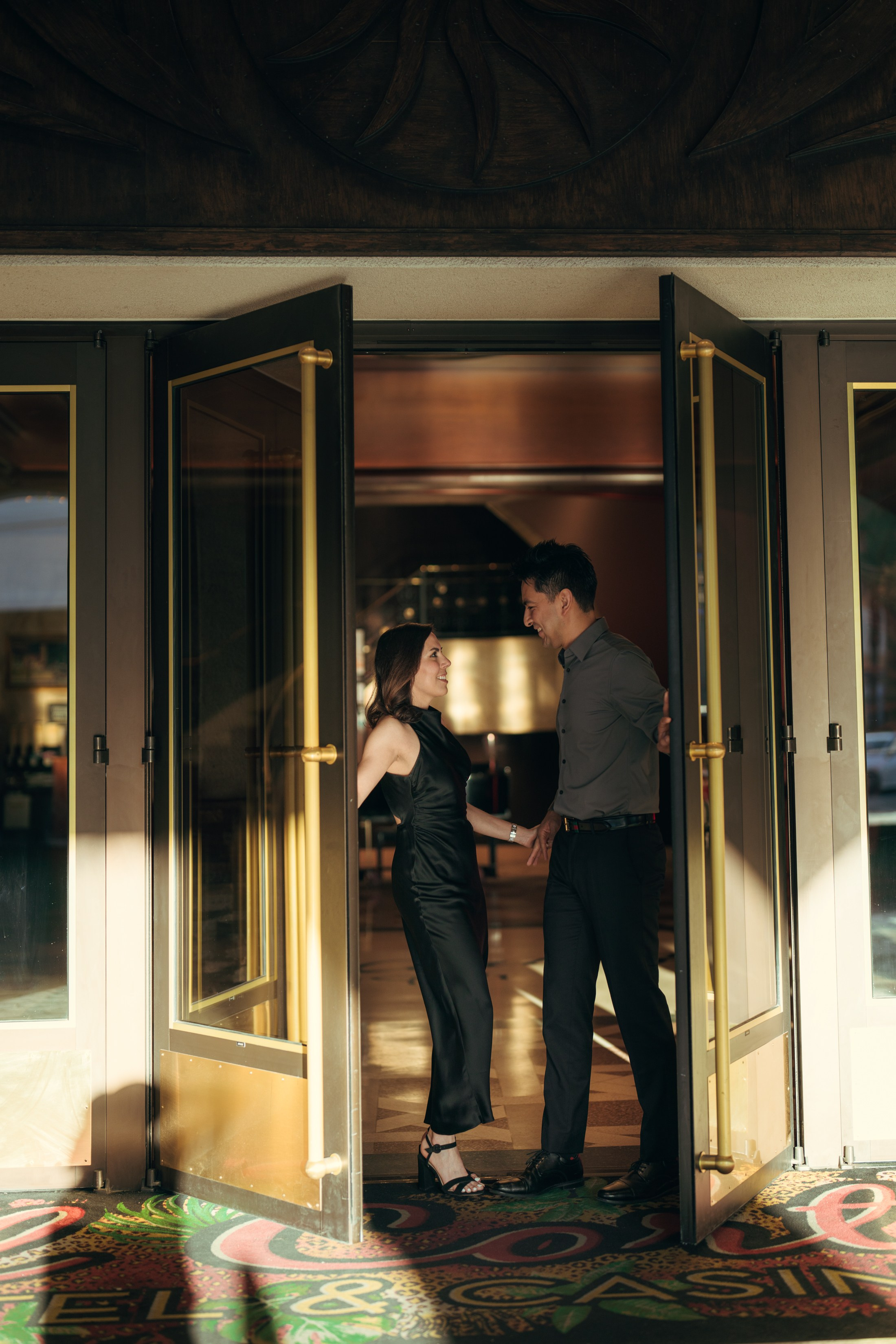 Anniversary. Wedding & elopement photographer Viktoriya Kravtsov. Las Vegas