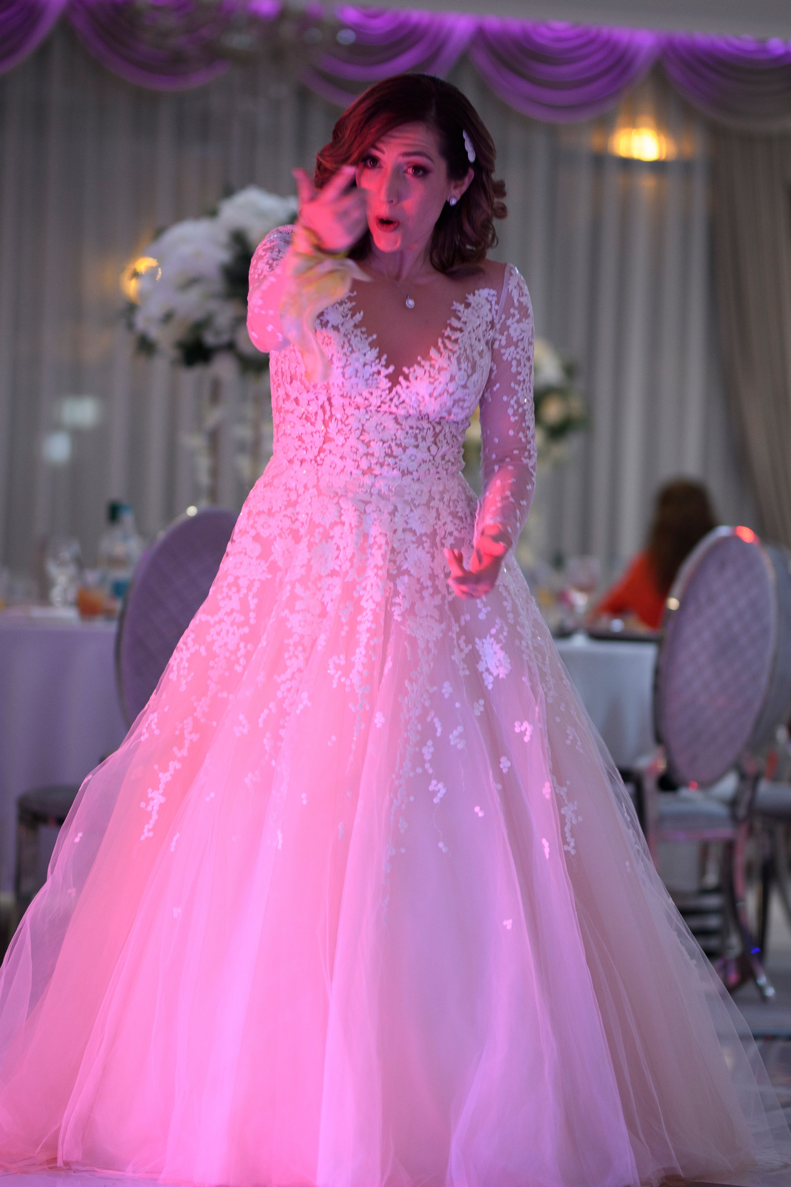 Fotografii de nunta Onesti. MDimaFotoStudio. Fotograf de nuntă, evenimente private și de familie