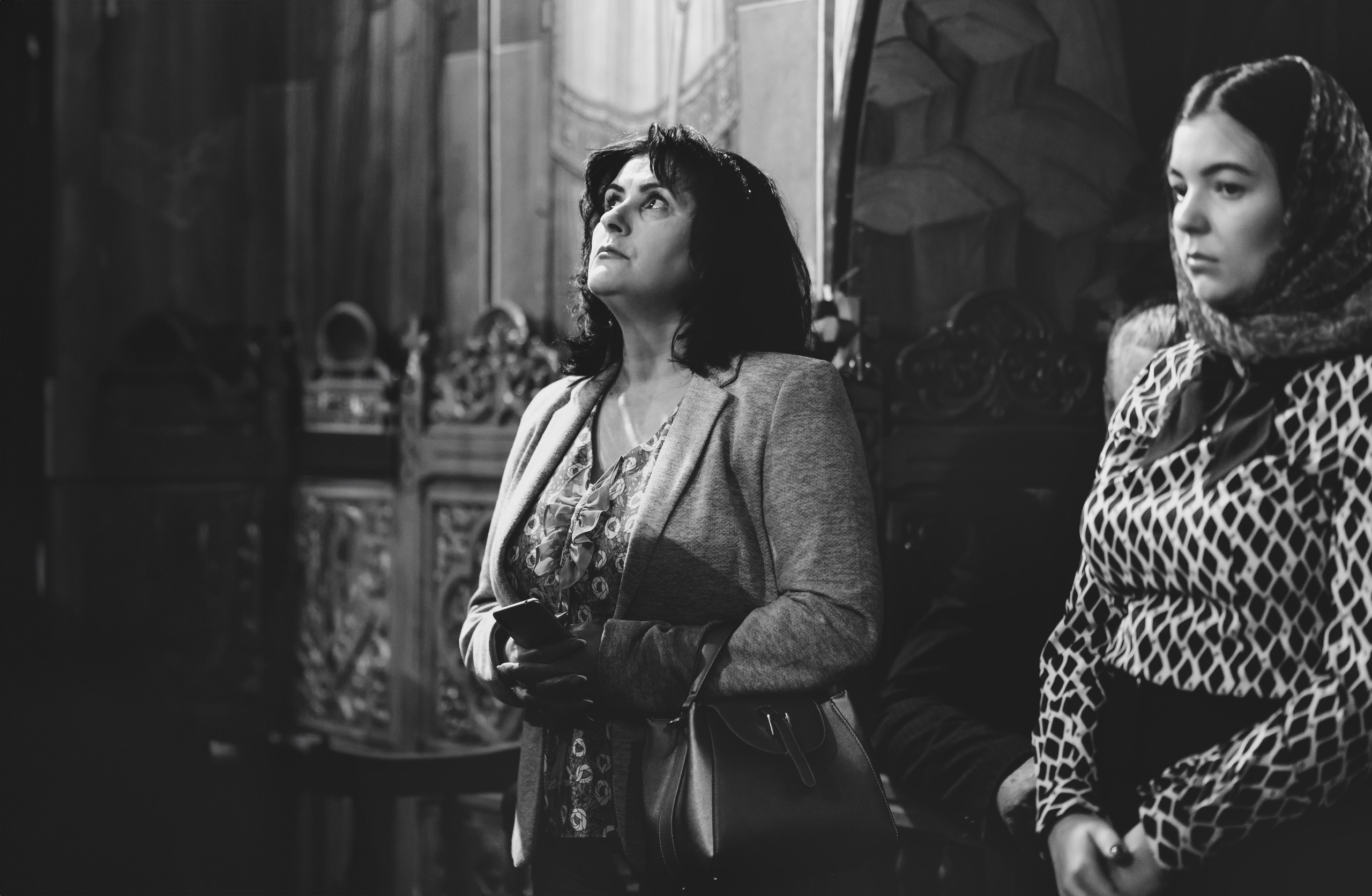 “Bebeluș botezat în biserică, ținut în brațe de nași”	•	“Detaliu cu lumânarea de botez decorată cu flori albe”	•	“Părinți emoționați alături de copilul lor la ceremonia de botez”	•	“Masa festivă de botez cu decor tematic și tort personalizat”	•	“Momentul în care preotul toarnă apă sfințită pe fruntea bebelușului”	“Bebeluș în rochie albă de botez, zâmbind în brațele mamei”	•	“Detaliu cu cruciulița de botez așezată pe o pernă de satin”	•	“Părinți și nași aprinzând lumânările în timpul ceremoniei de botez”	•	“Tort de botez decorat cu figurine tematice și numele copilului”	•	“Copil botezat dormind liniștit în pătuțul decorat festiv”	•	“Momentul în care preotul binecuvântează copilul în fața altarului”	•	“Invitați adunându-se în jurul mesei festive la petrecerea de botez”	•	“Bebeluș ținând în mână o jucărie personalizată primită la botez”	•	“Familie fericită pozând împreună după ceremonia de botez”	•	“Decor tematic cu baloane și flori la locația petrecerii de botez” fotograf Botoșani fotograf evenimente fotograf botez Alin Chirila fotograf alinofotostudio,- Preotul ținându-l pe micuțul Mathias Gabriel la botez, în biserica Înălțarea Domnului, Copălău  - Detalii de la botezul lui Mathias – lumânare, trusou și icoană  - Familia lui Mathias Gabriel alături de micuț, în ziua botezului  - Portret emoționant cu mama și bebelușul în brațe, în biserică,fotograf profesionist evenimente Botoșani, Iași, Suceava, Fălticeni, Bacău, Pașcani, Roman - AlinoFotoStudio by Alin Chirilă - servicii foto nuntă, botez, cununie, ședințe foto creative, albume personalizate, fotografii emoționante și calitative pentru cele mai importante momente din viață,fotograf nuntă Botoșani Alin Chirilă,  ședință foto botez Iași - AlinoFotoStudio,  servicii fotograf profesionist evenimente Suceava,  fotograf cununie civilă Fălticeni - Alin Chirilă,  album foto nuntă personalizat Bacău.“Bebeluș botezat în biserică, ținut în brațe de nași”	•	“Detaliu cu lumânarea de botez decorată cu flori albe”	•	“Părinți emoționați alături de copilul lor la ceremonia de botez”	•	“Masa festivă de botez cu decor tematic și tort personalizat”	•	“Momentul în care preotul toarnă apă sfințită pe fruntea bebelușului”	“Bebeluș în rochie albă de botez, zâmbind în brațele mamei”	•	“Detaliu cu cruciulița de botez așezată pe o pernă de satin”	•	“Părinți și nași aprinzând lumânările în timpul ceremoniei de botez”	•	“Tort de botez decorat cu figurine tematice și numele copilului”	•	“Copil botezat dormind liniștit în pătuțul decorat festiv”	•	“Momentul în care preotul binecuvântează copilul în fața altarului”	•	“Invitați adunându-se în jurul mesei festive la petrecerea de botez”	•	“Bebeluș ținând în mână o jucărie personalizată primită la botez”	•	“Familie fericită pozând împreună după ceremonia de botez”	•	“Decor tematic cu baloane și flori la locația petrecerii de botez” fotograf Botoșani fotograf evenimente fotograf botez Alin Chirila fotograf alinofotostudio.fotograf botez Amelis Maria, fotografie botez Botoșani, fotograf Alin Chirilă, amintiri botez, fotografii botez, botez Amelis Maria, fotograf copii, fotografie botez în Botoșani,