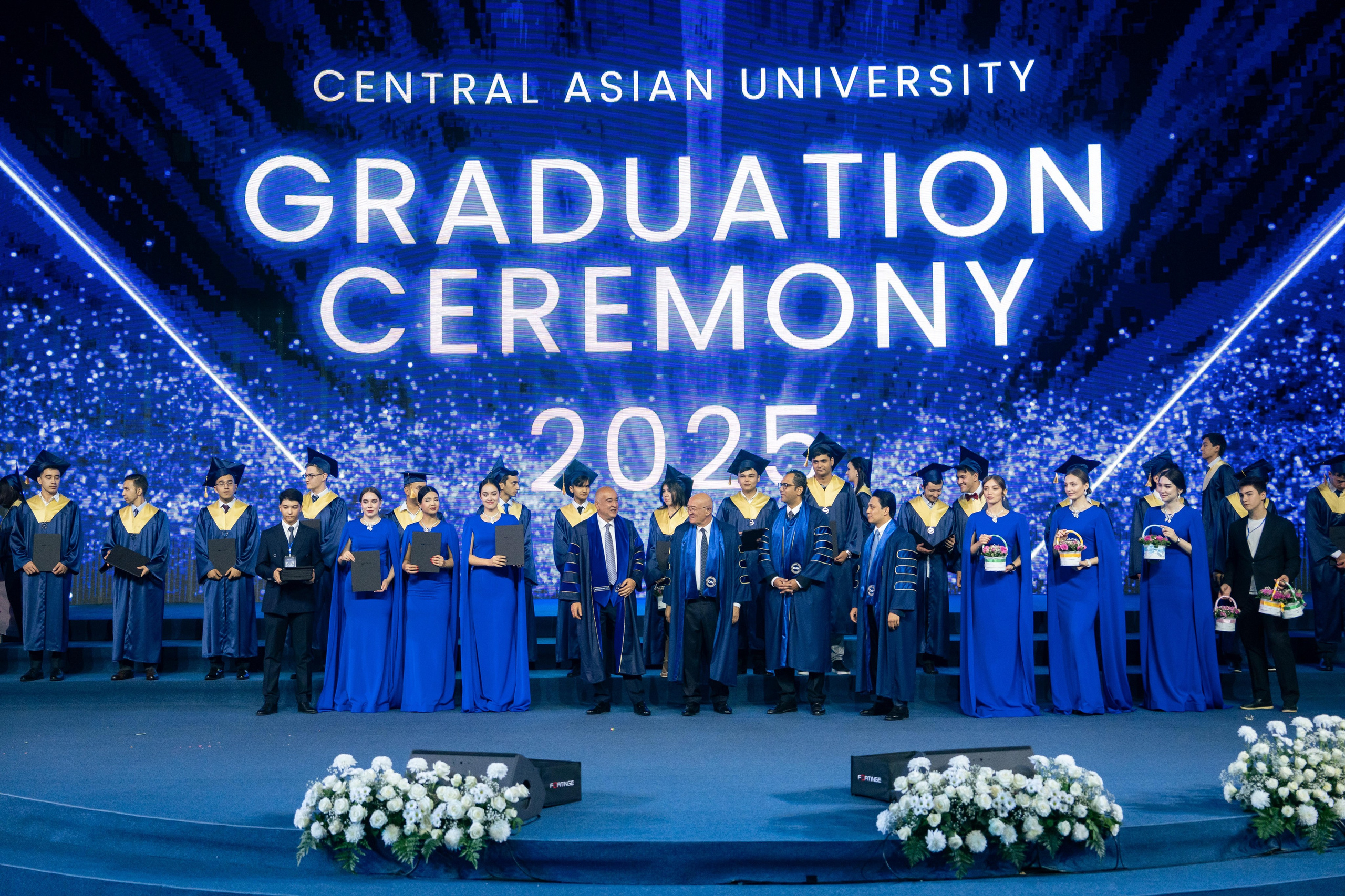 Как Central Asian University провёл одну из самых ярких выпускных церемоний. Георгий Намазов | Фотограф в Ташкенте