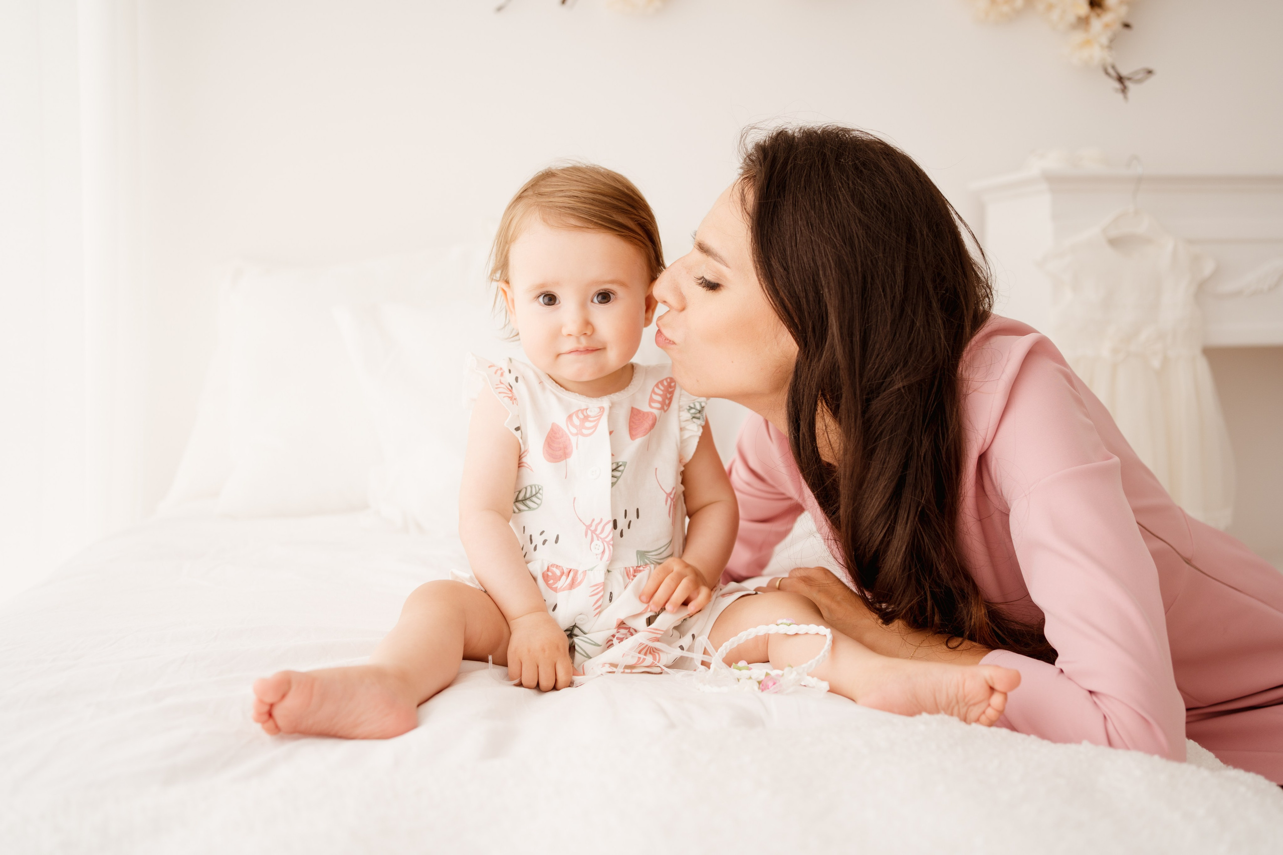 Chrzest Święty Natalii. Fotograf Łódź - sesja ciążowa, noworodkowa, dziecięca. Studio w Łodzi