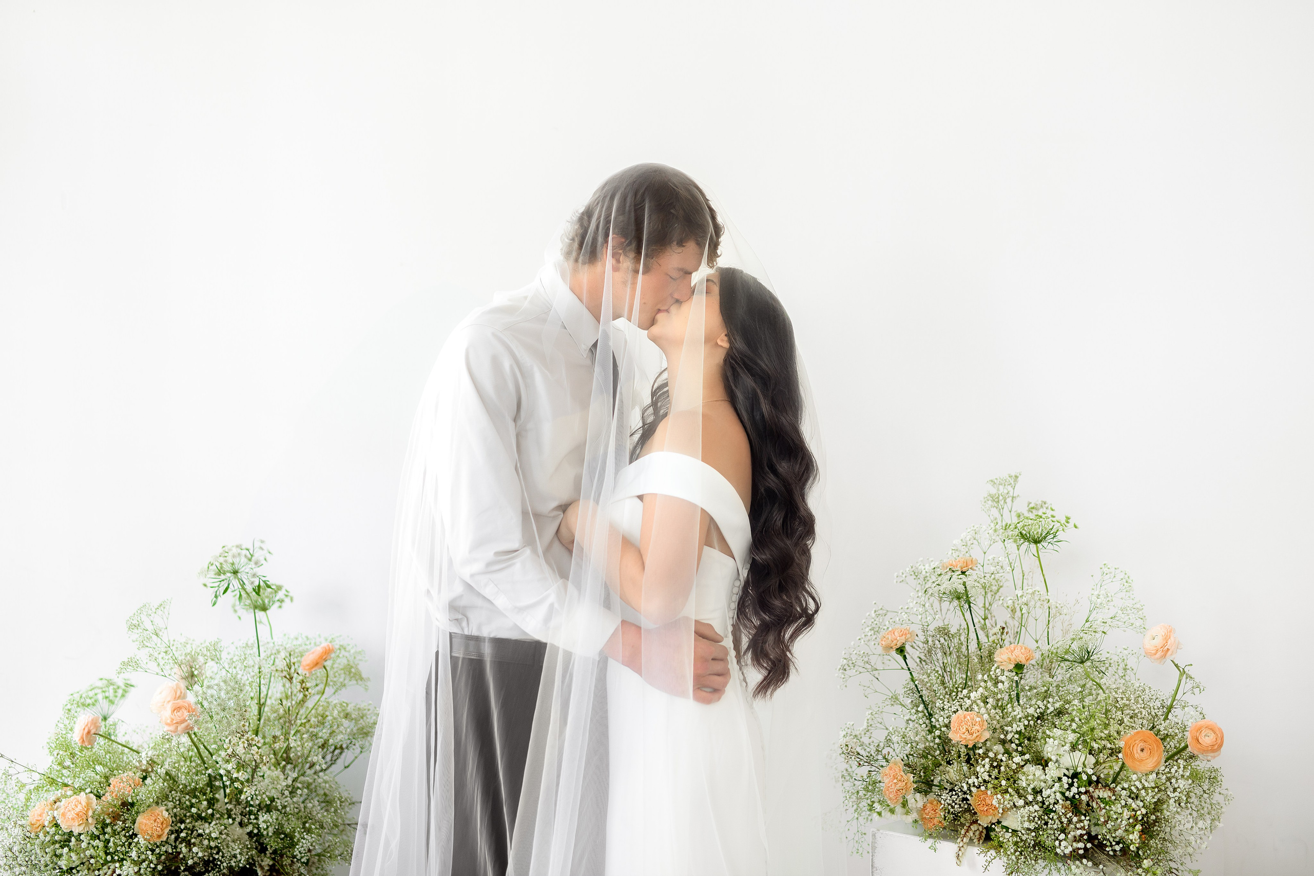 Couples Session Portland OR | M&D. Alena Tau | Wedding & Family Photographer Vancouver WA and Portland OR