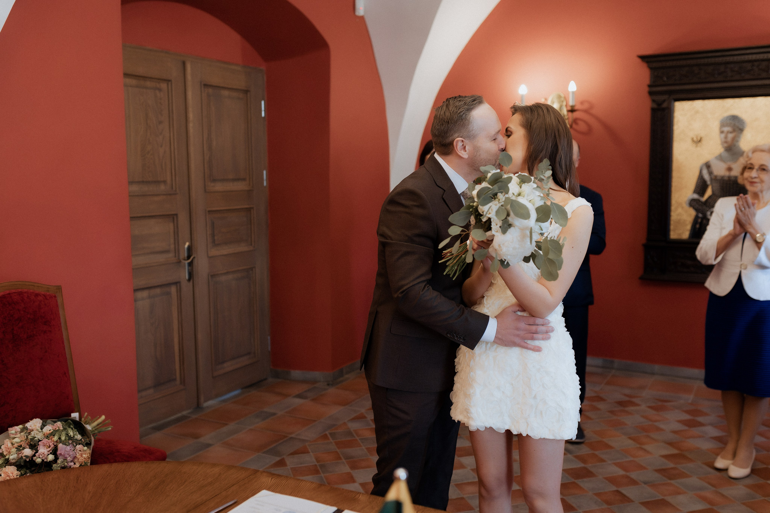 Monika ir Vytautas — miestu alsuojanti trumpa jaunųjų fotosesija Kaune