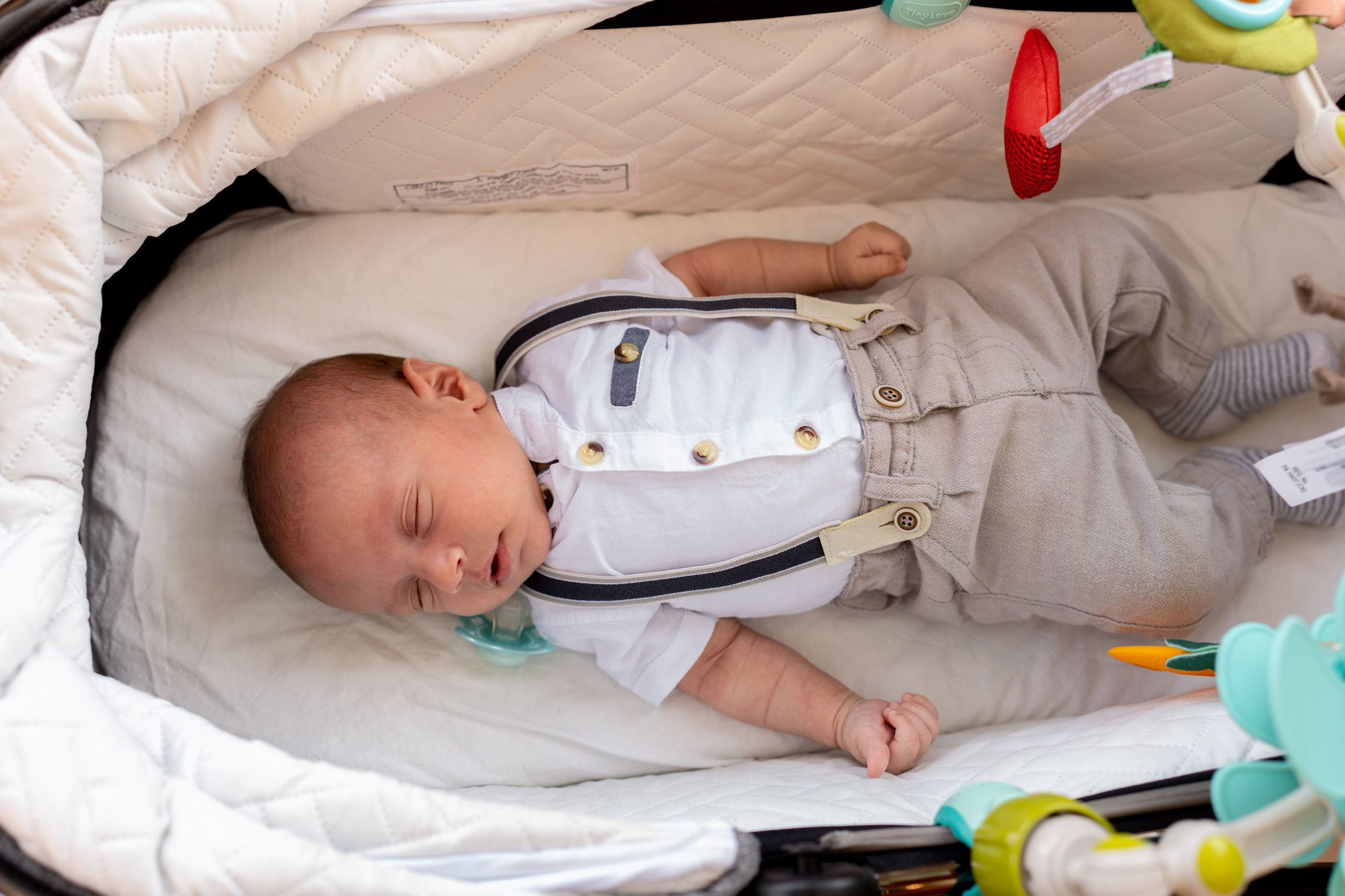 משפחת ברנד. יוסף מזרחי צילום חתונה, ברית וזוגיות. צלם מקצועי שאוהב להוציא אתכם הכי יפים ברגעים הכי מרגשים