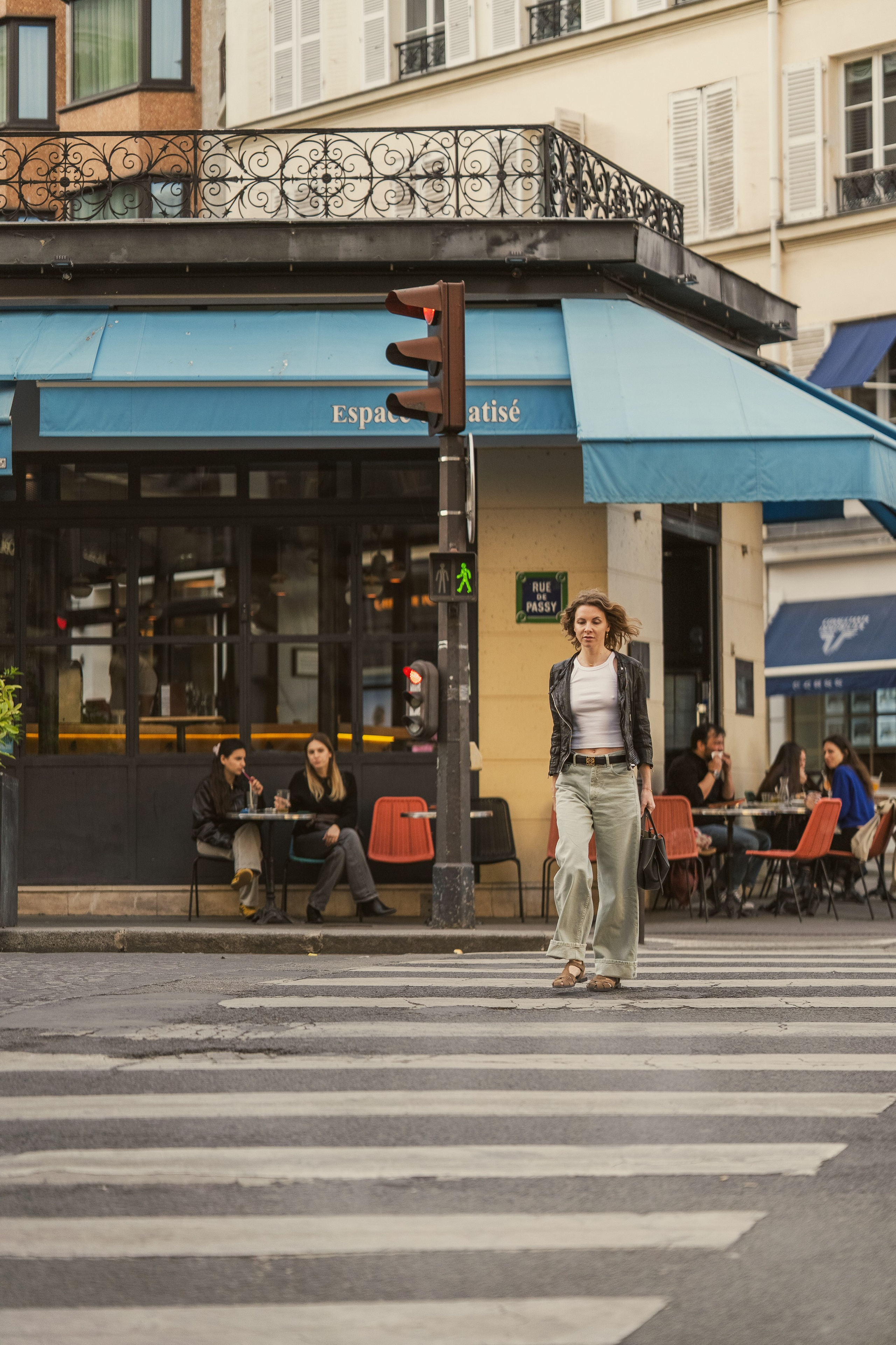Unbound. Nina — Fashion & Beauty Photographer in Paris | Portrait Photoshoots