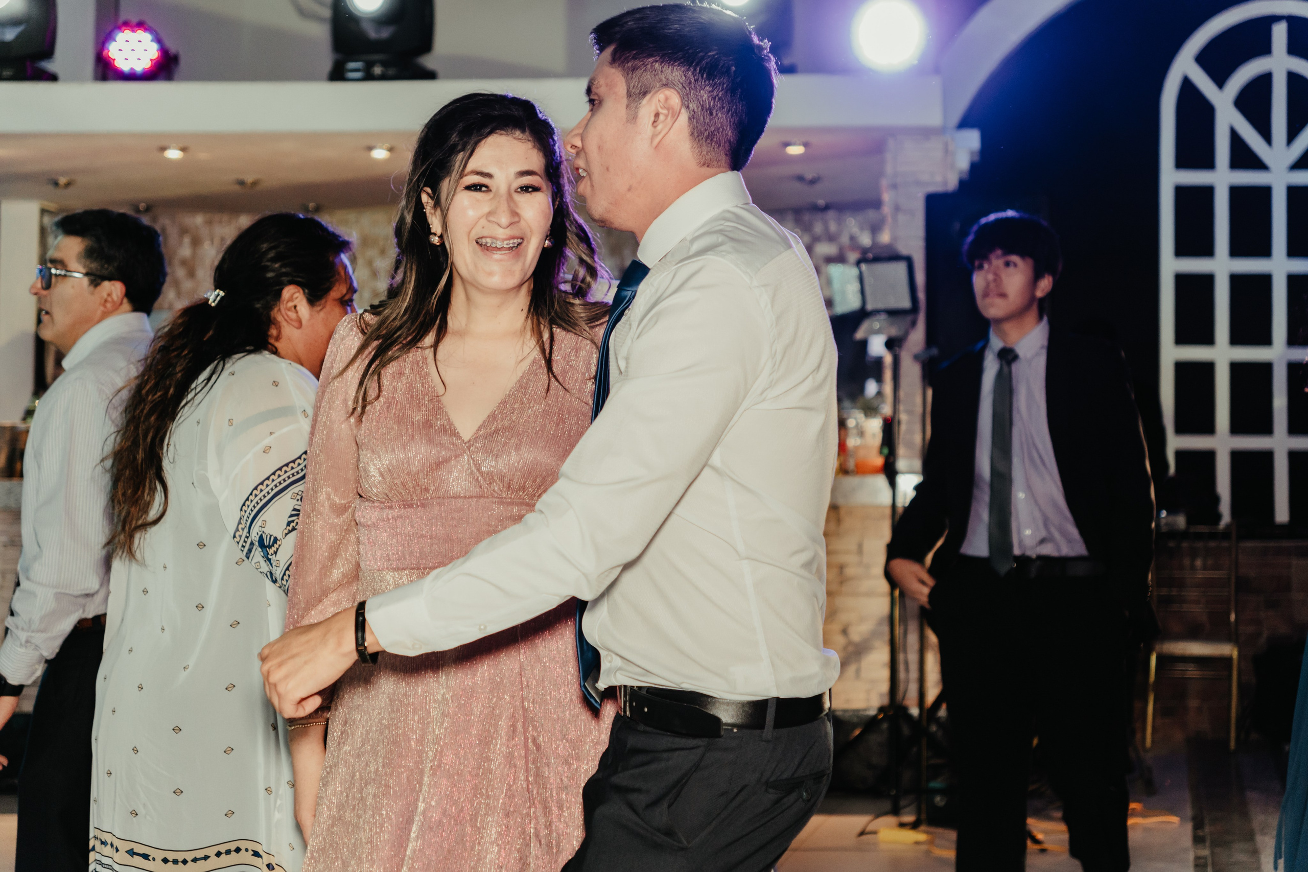VANIA + LUIS BODA CIVIL. Studio KVTA | Fotografía y Video de Bodas en Arequipa