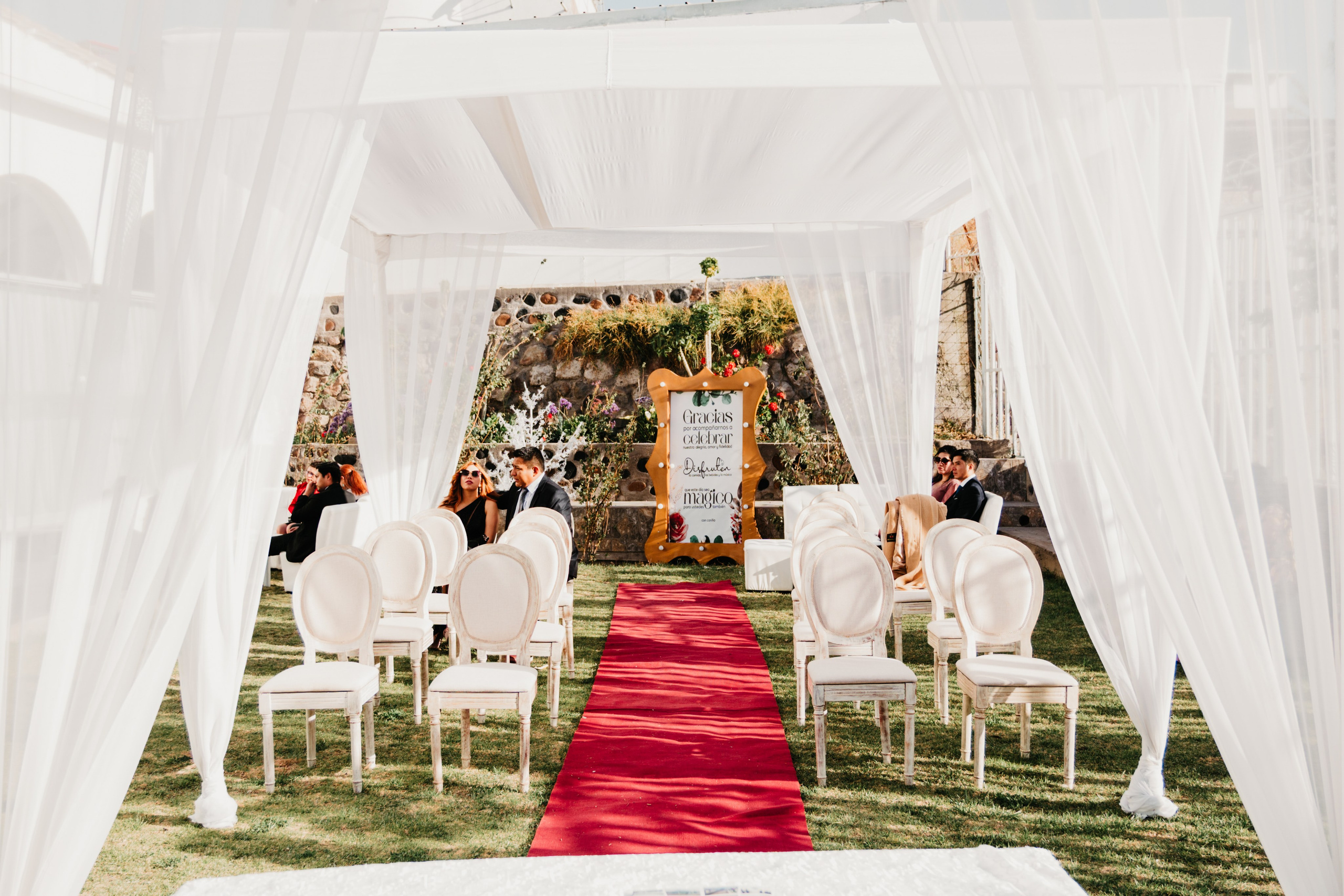 VANIA + LUIS BODA CIVIL. Studio KVTA | Fotografía y Video de Bodas en Arequipa
