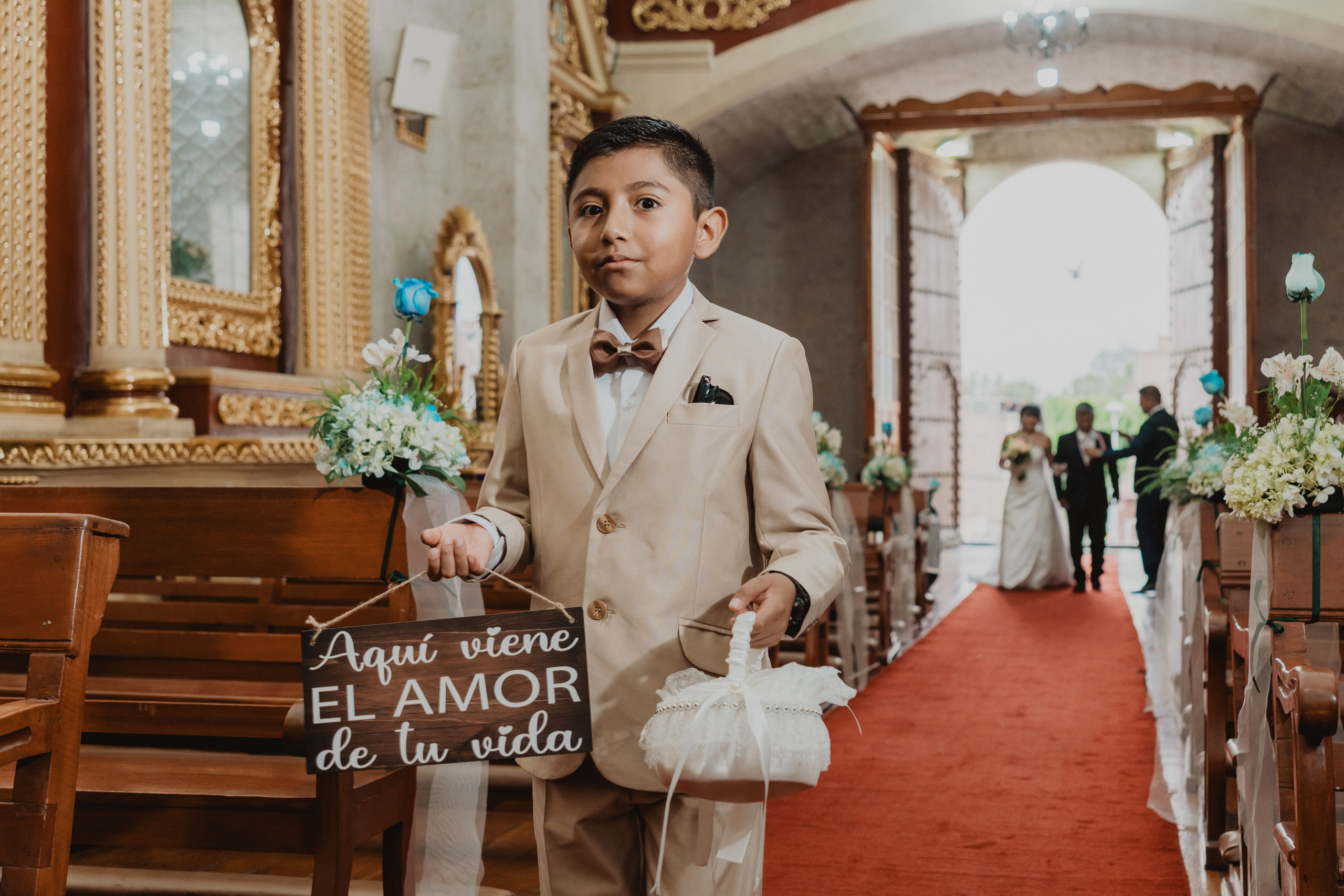 STEISY + EMMANUEL | BODA RELIGIOSA. Studio KVTA | Fotografía y Video de Bodas en Arequipa