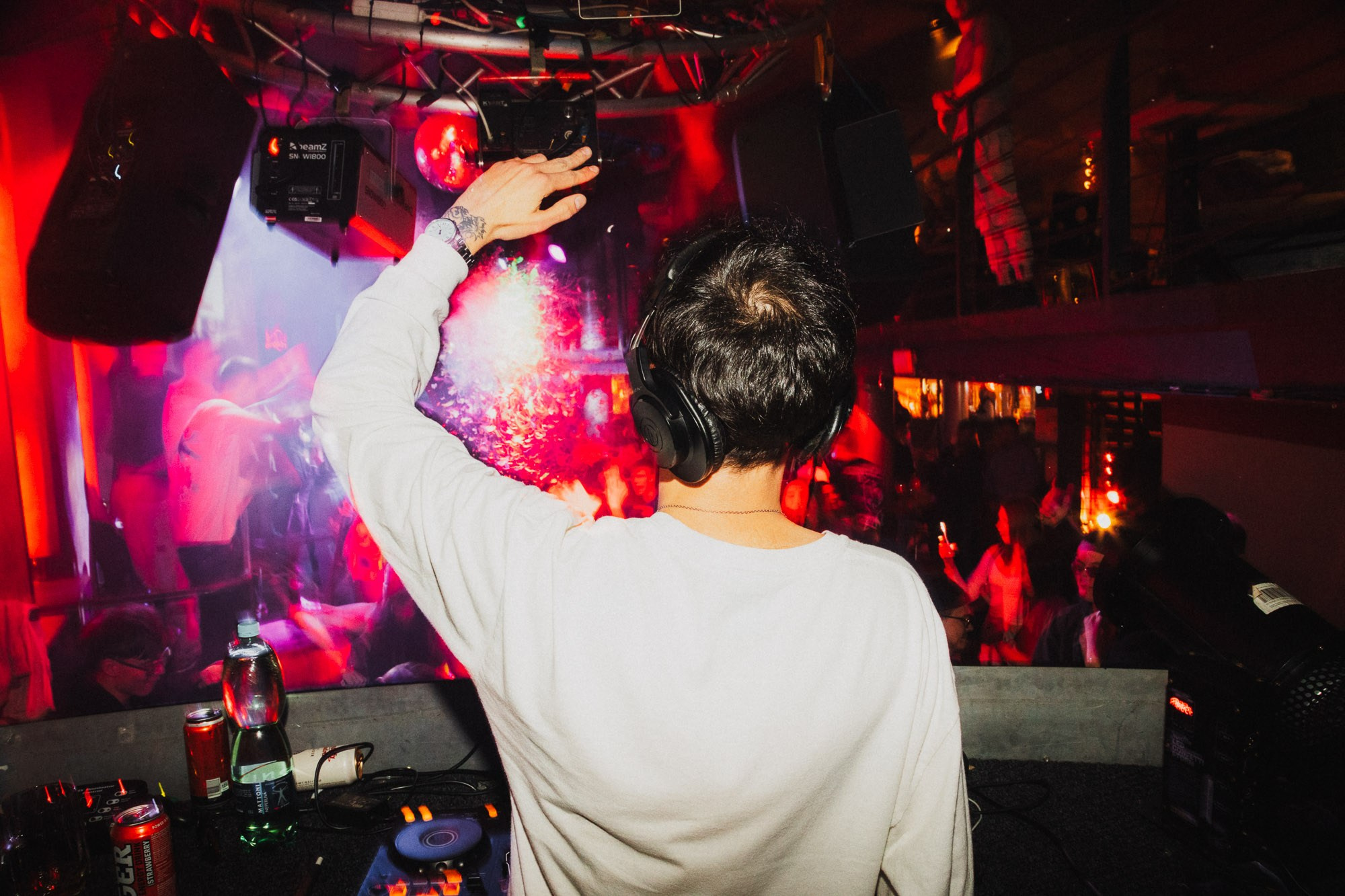 DJ. Photo by lenozavra