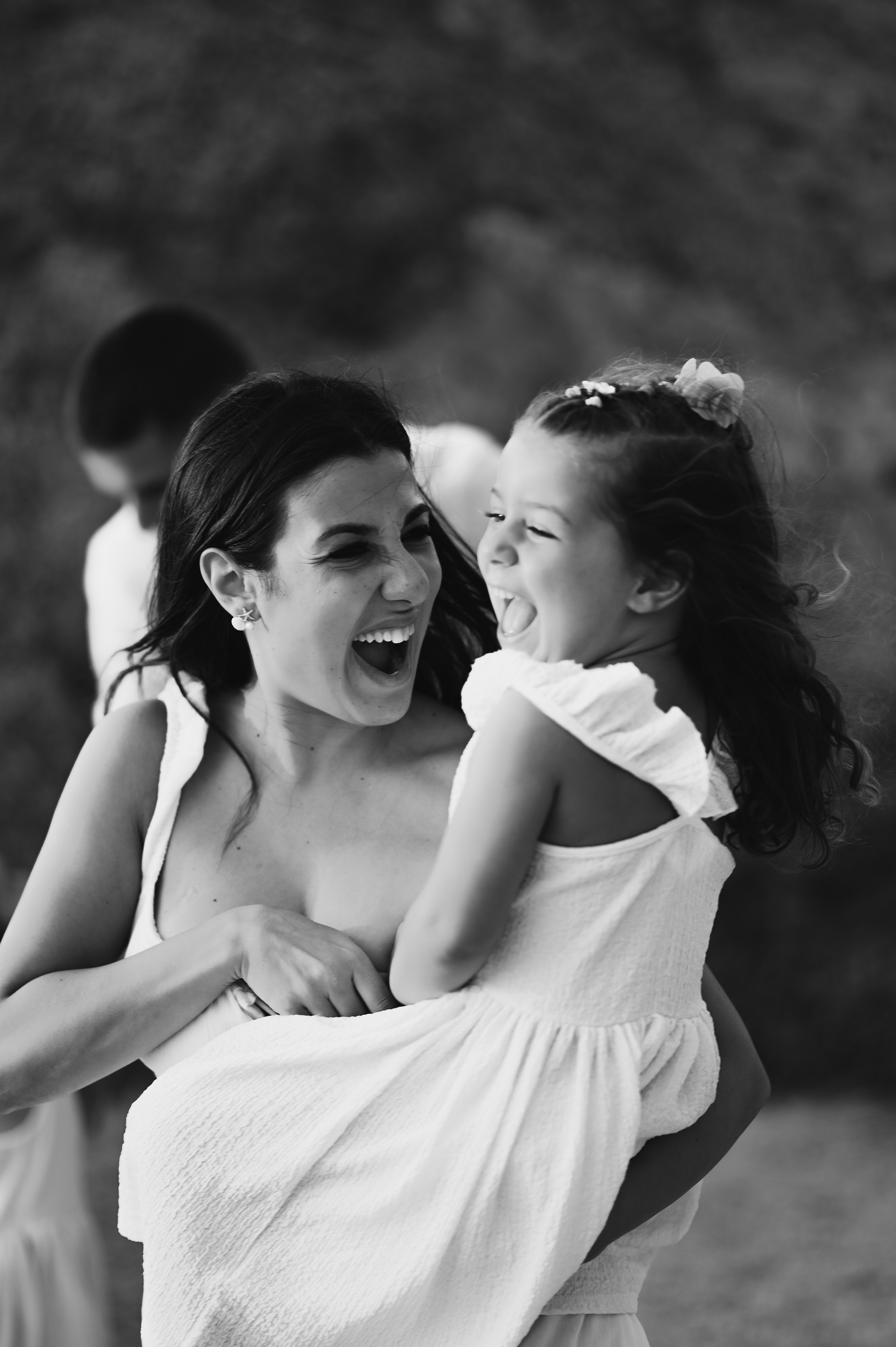 Oικογενειακή φωτογράφιση στη φύση Ρόδος. Φωτογράφος νεογέννητων στη Ρόδο. Φωτογράφιση εγκυμοσύνης