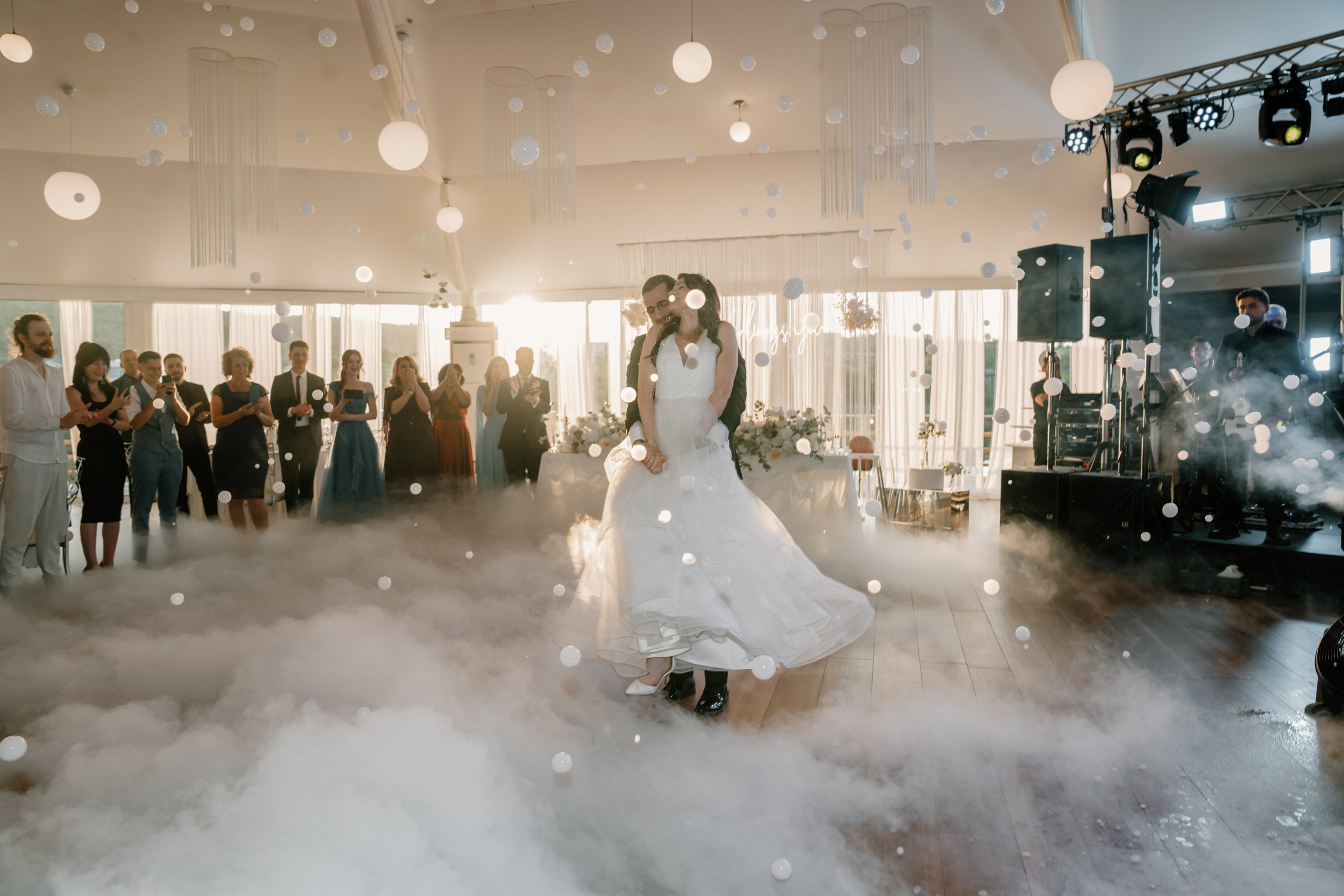 Gabriela & Dragos. Gabrielacojocariu.com