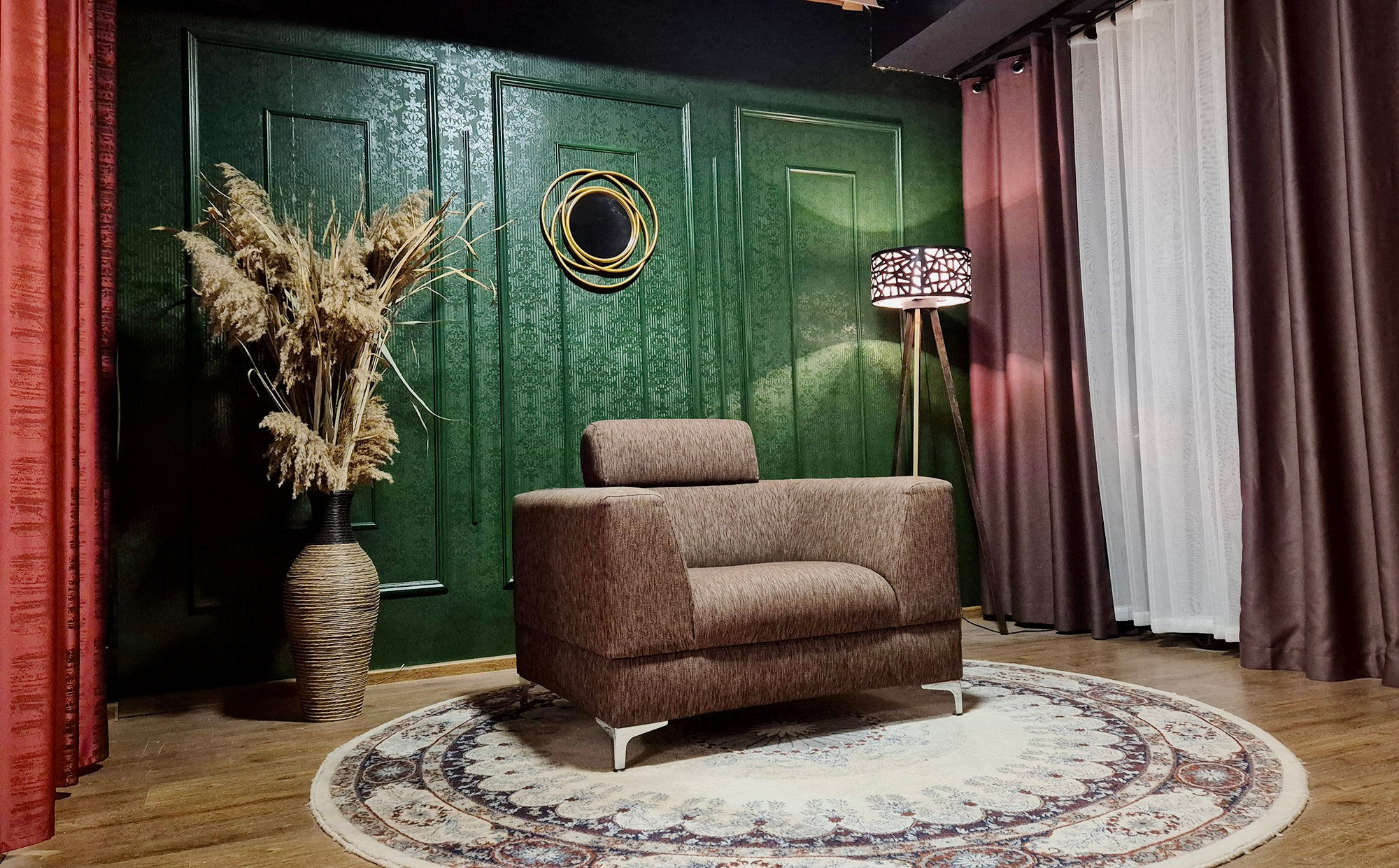 Prezentare studio foto personal Galati. Setup decoruri. Studio foto Galati sexy — boudoir fotograf freelancer Florin Costache