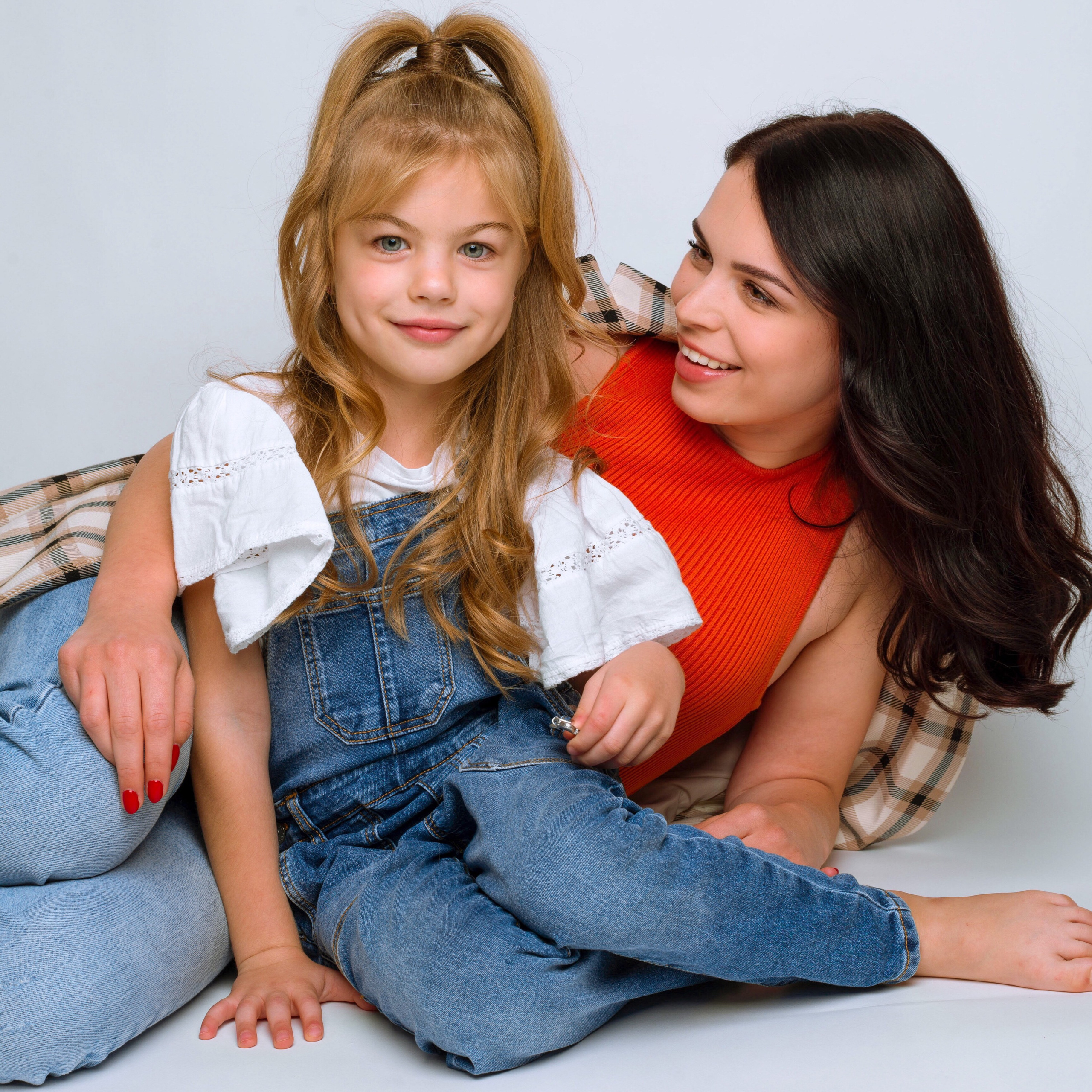 Family. Julia Kuzmovych personal and pregnancy photographer in London