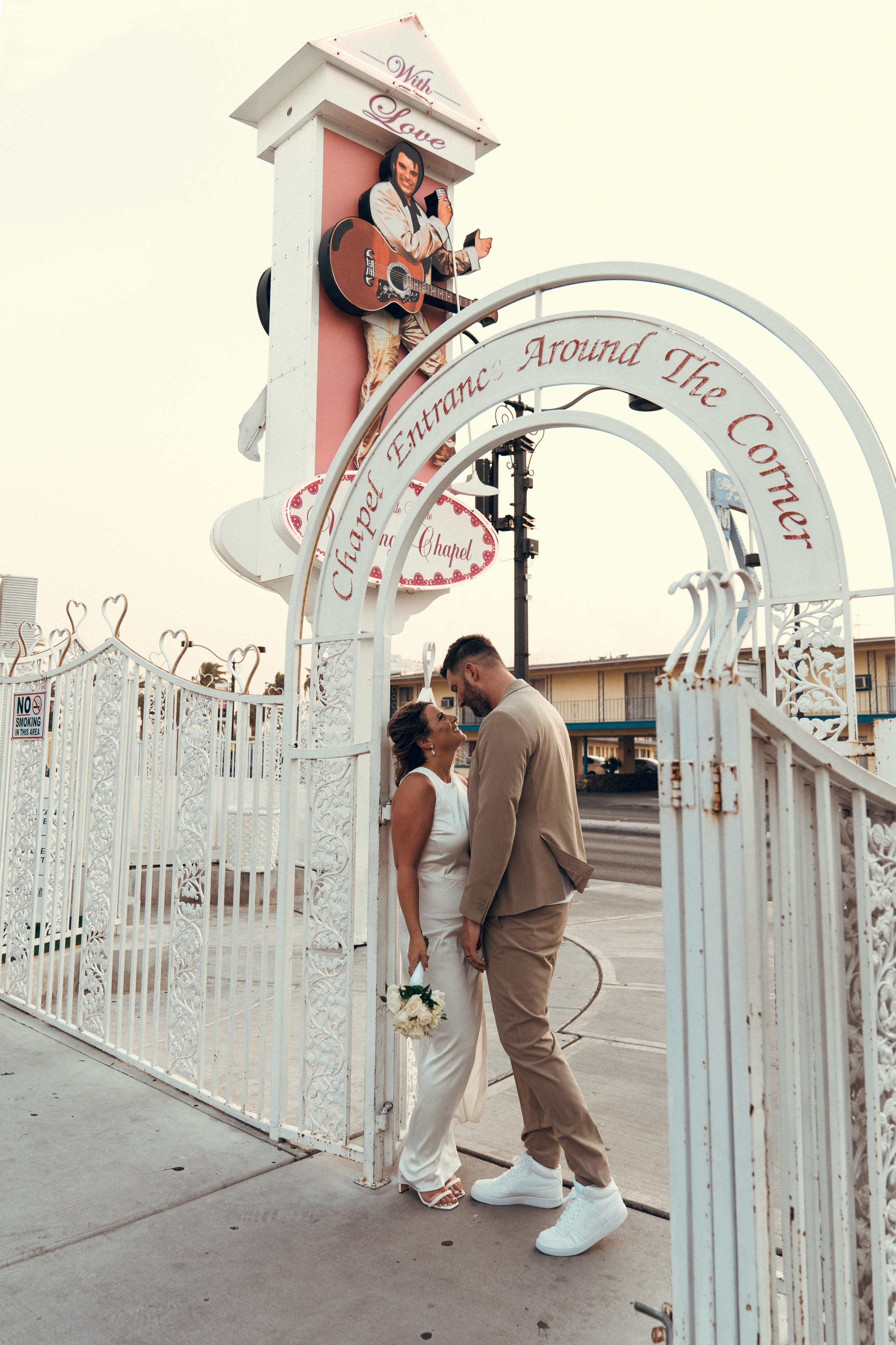 Samanta&Jacob. Wedding & elopement photographer Viktoriya Kravtsov. Las Vegas