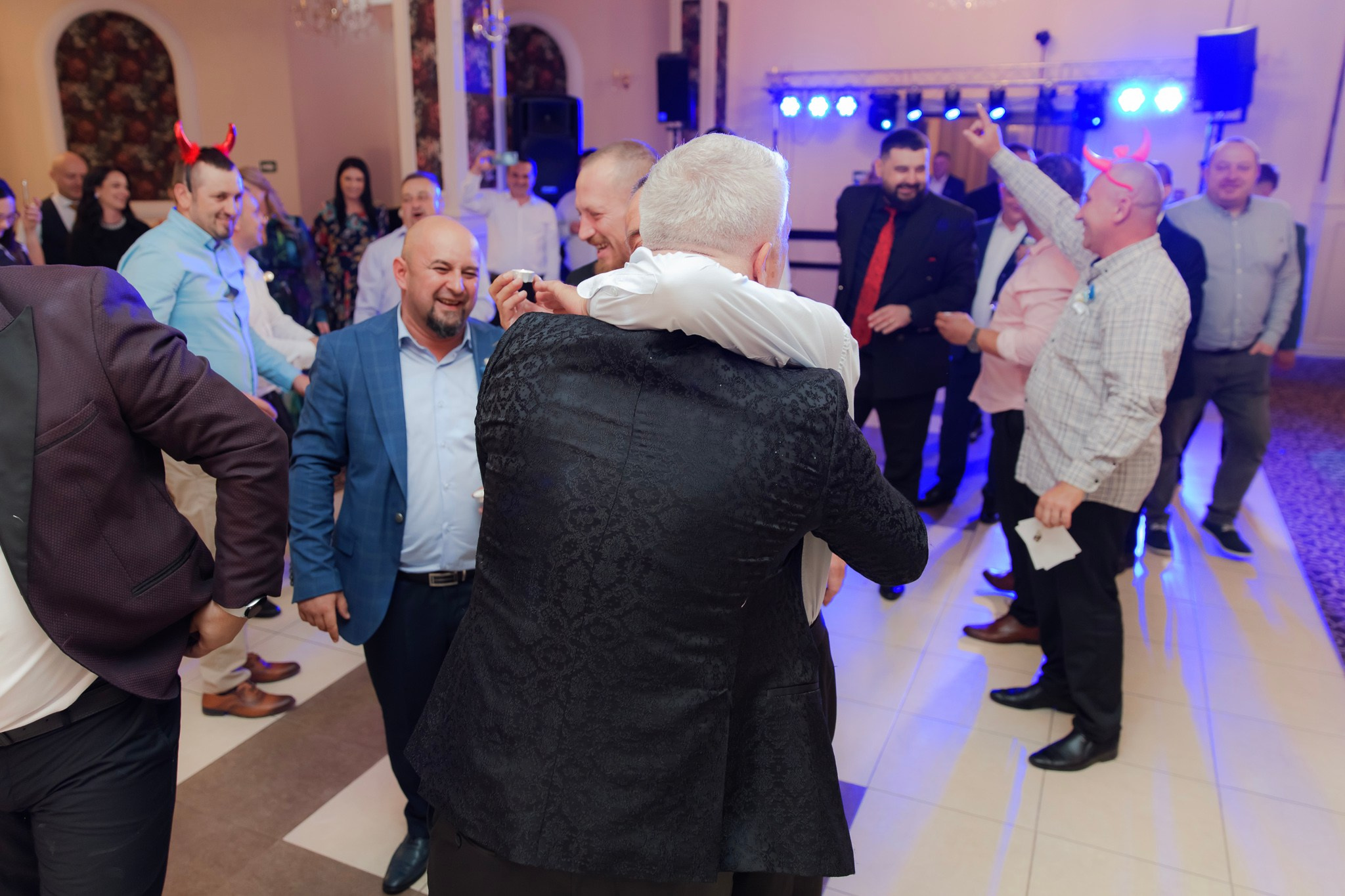 Mihai & Oana. Servicii foto-video profesionale, pentru momente de neuitat