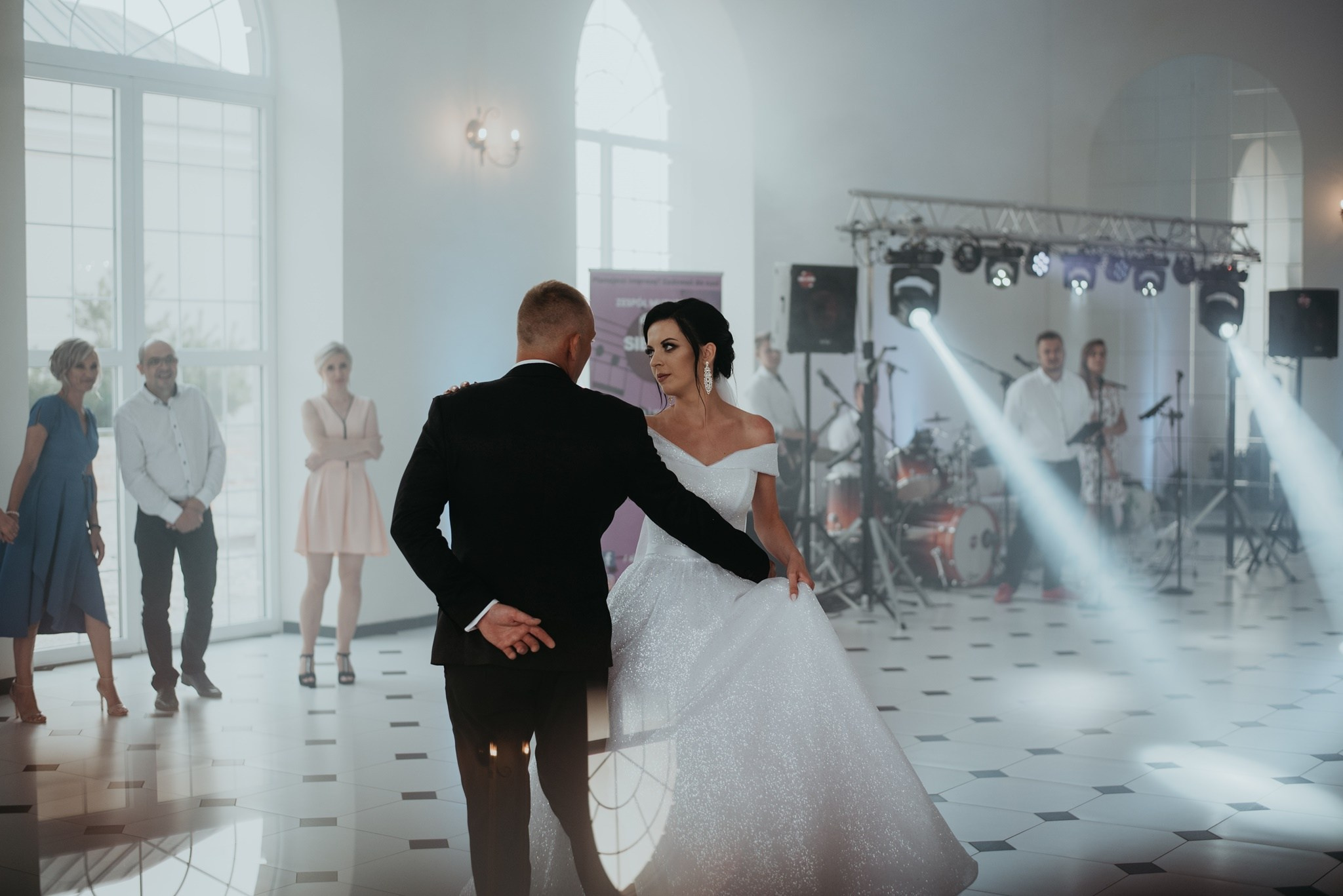 Wiktoria i Mateusz | mój pierwszy reportaż. Dominika Strachacka Fotografia | Fotograf ślubny i rodzinny Opole Lubelskie Lublin