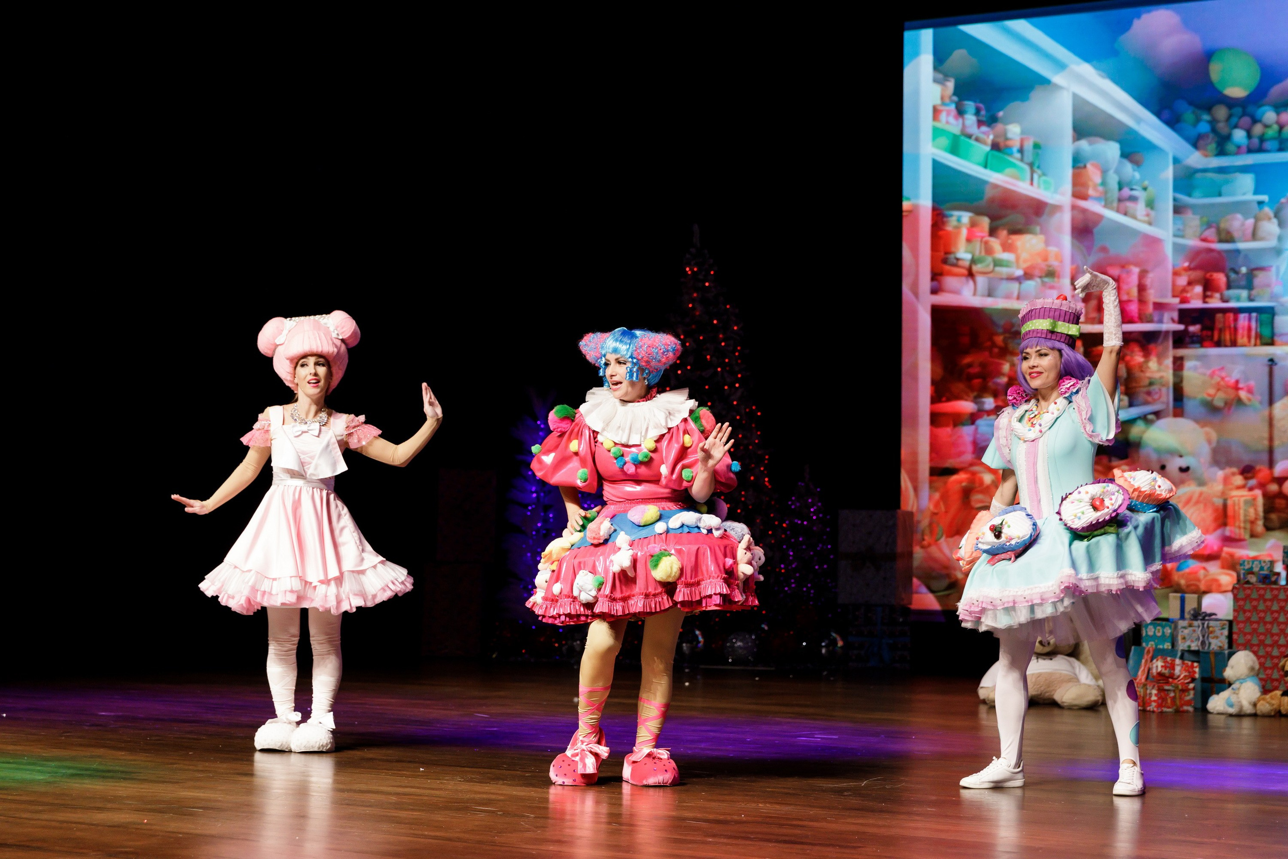 Новогодняя сказка для журнала Русские Эмираты, Дубай 2024. Фотограф Анна Кучерявая | Свадьбы и мероприятия в Дубае