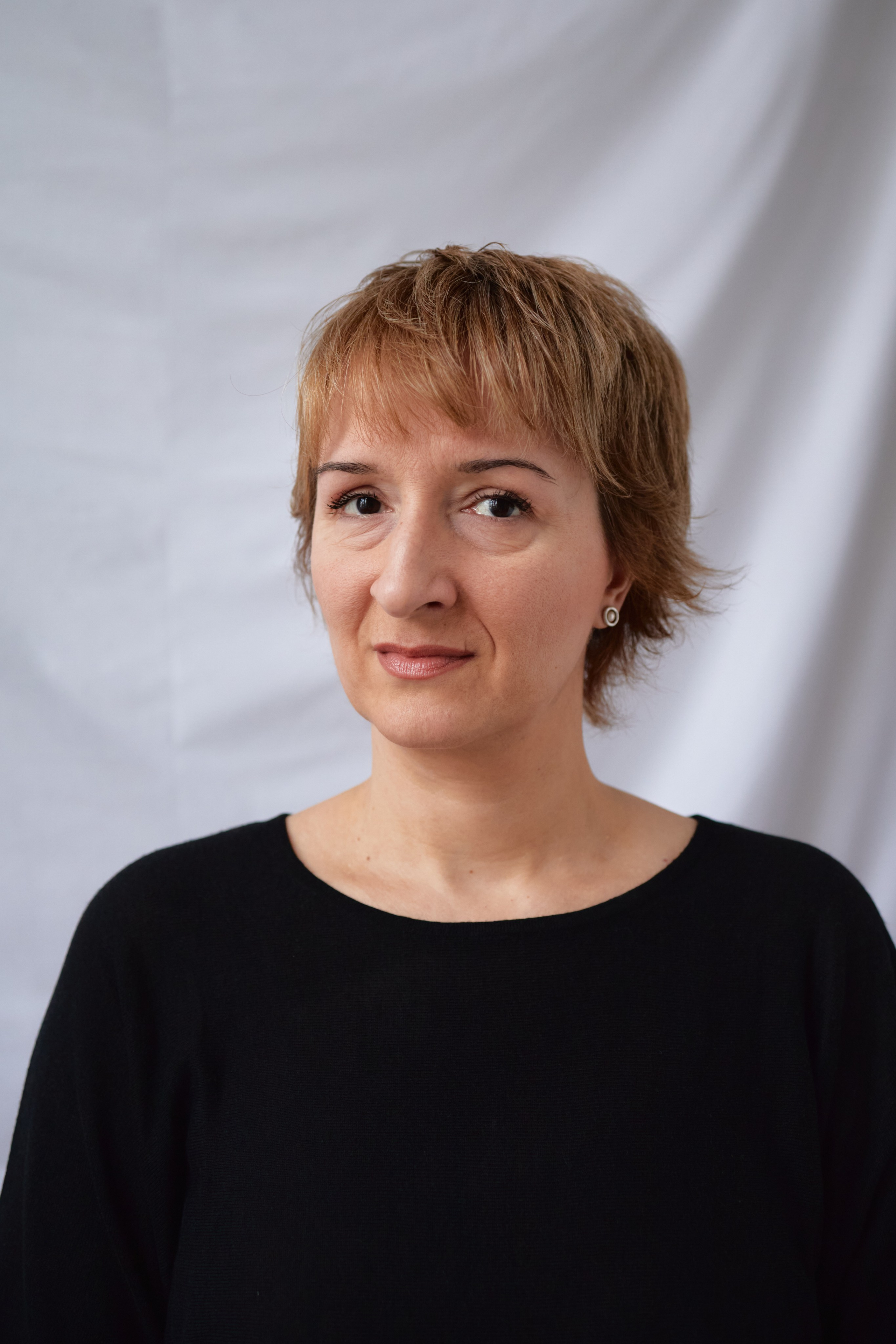 Jelena Bjelica | Портретная съёмка в Нови-Саде и Белграде | Бизнес-портреты для сайта. Анастасия Еремина | Фотограф в Сербии | Персональные и бизнес-фотосессии в Белграде и Нови Саде