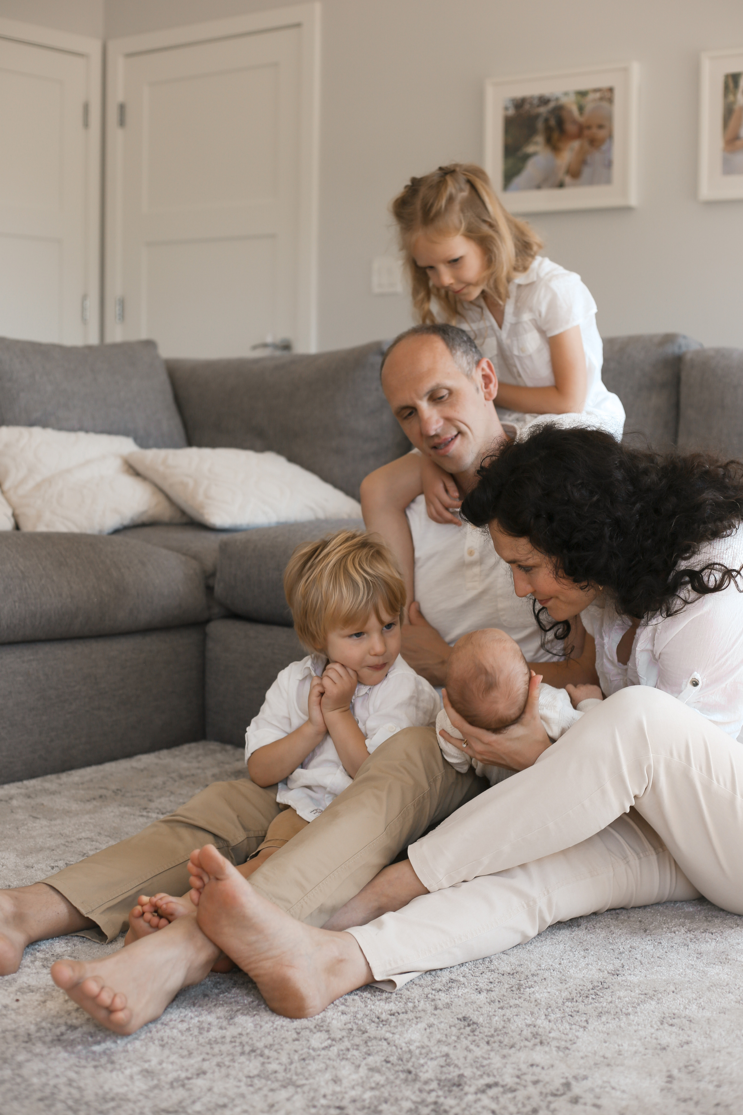 Newborn and family. Family and children’s lifestyle photographer Elena Tumanova