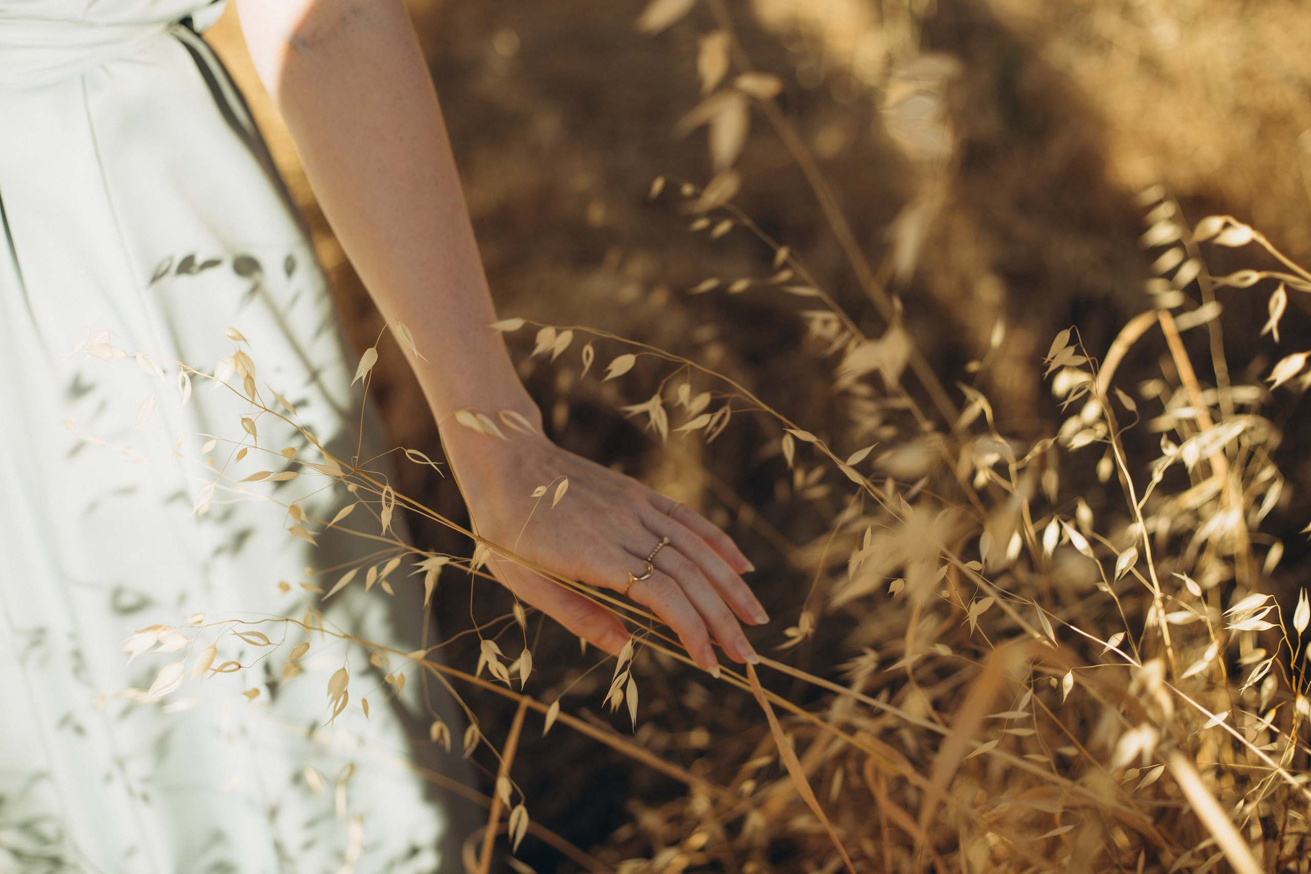 Female portrait. Family and children’s lifestyle photographer Elena Tumanova