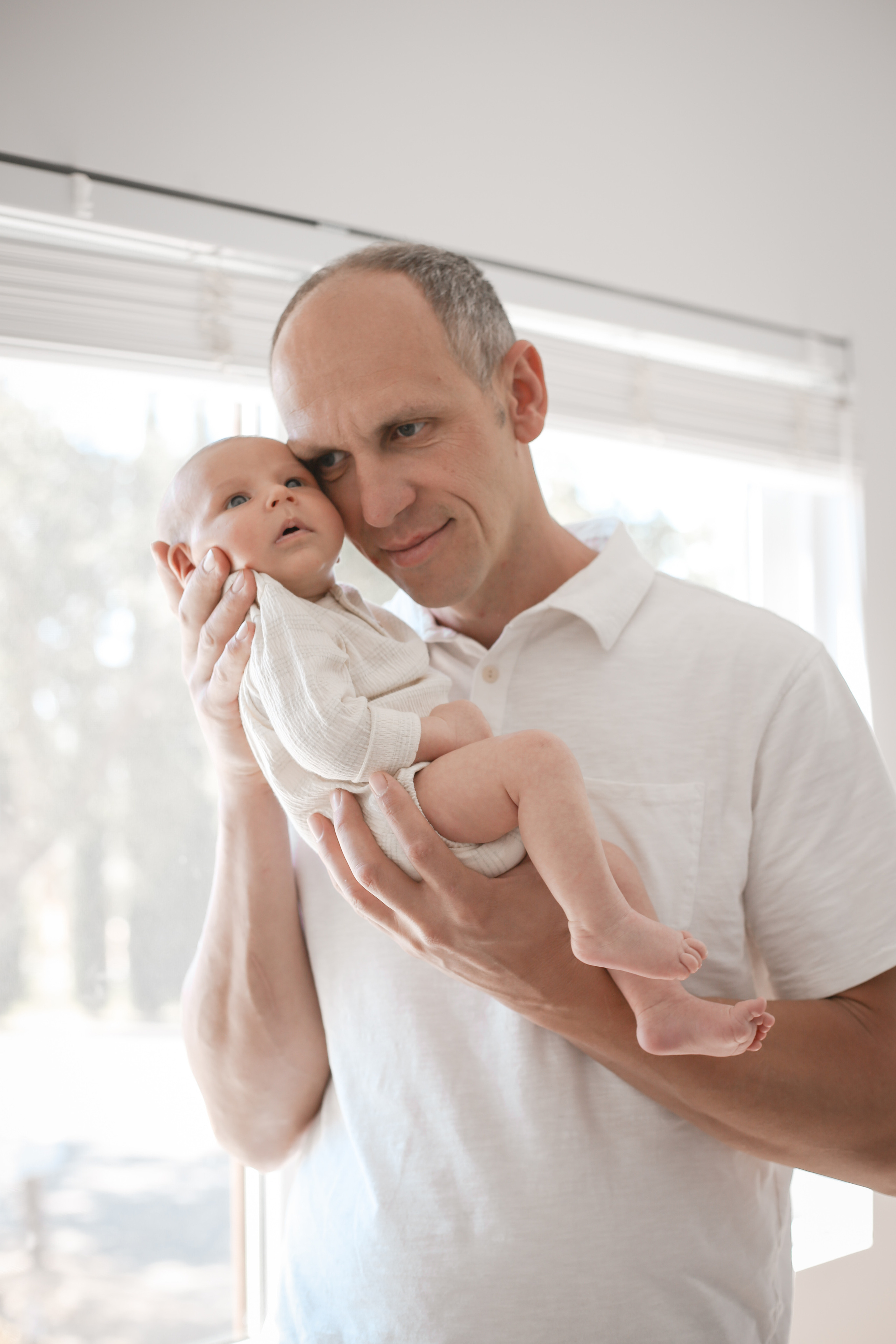 Newborn and family. Family and children’s lifestyle photographer Elena Tumanova
