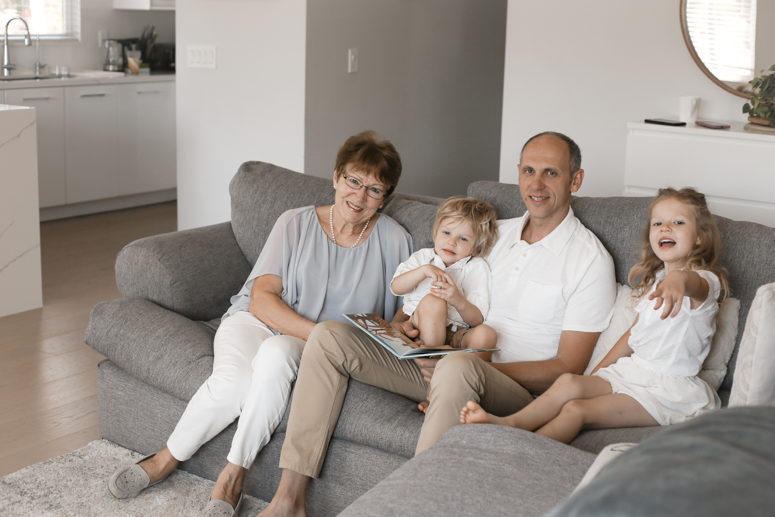 Newborn and family. Family and children’s lifestyle photographer Elena Tumanova