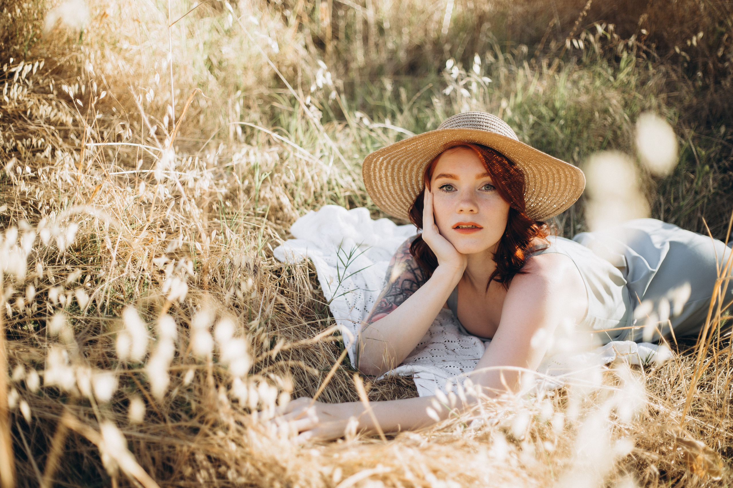 Female portrait. Family and children’s lifestyle photographer Elena Tumanova