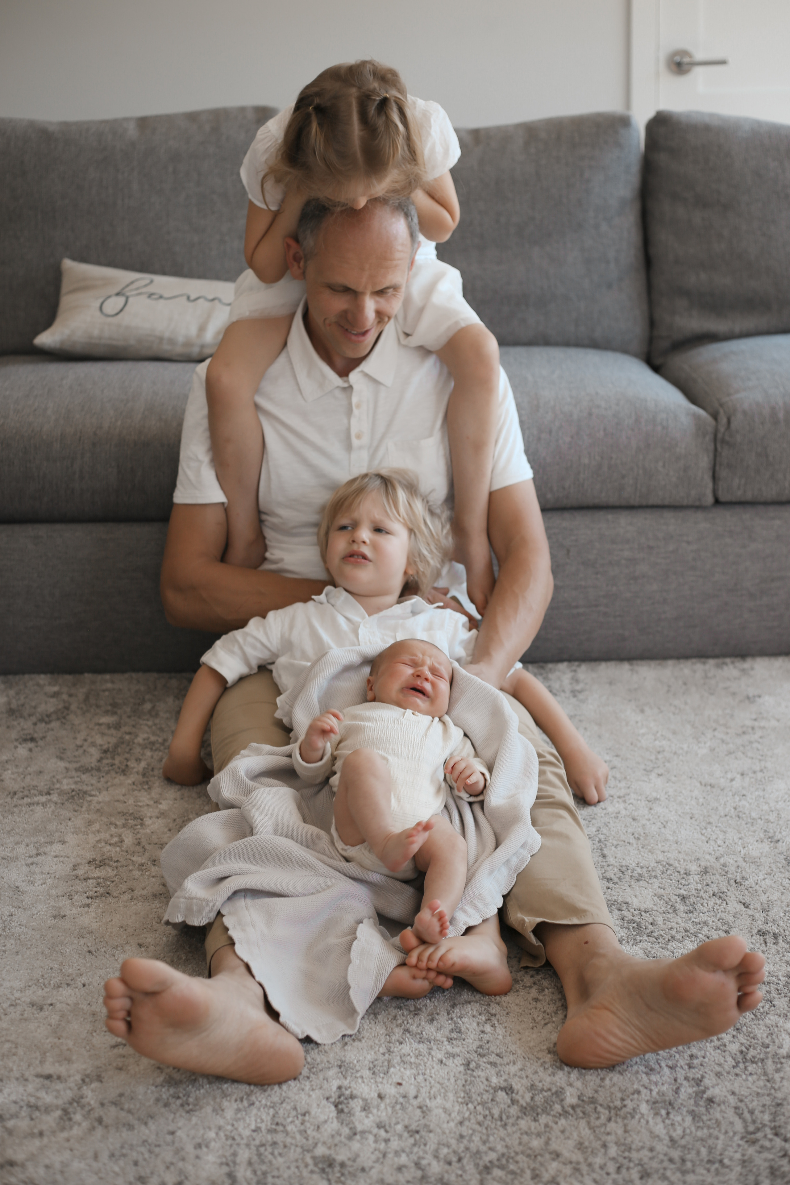 Newborn and family. Family and children’s lifestyle photographer Elena Tumanova