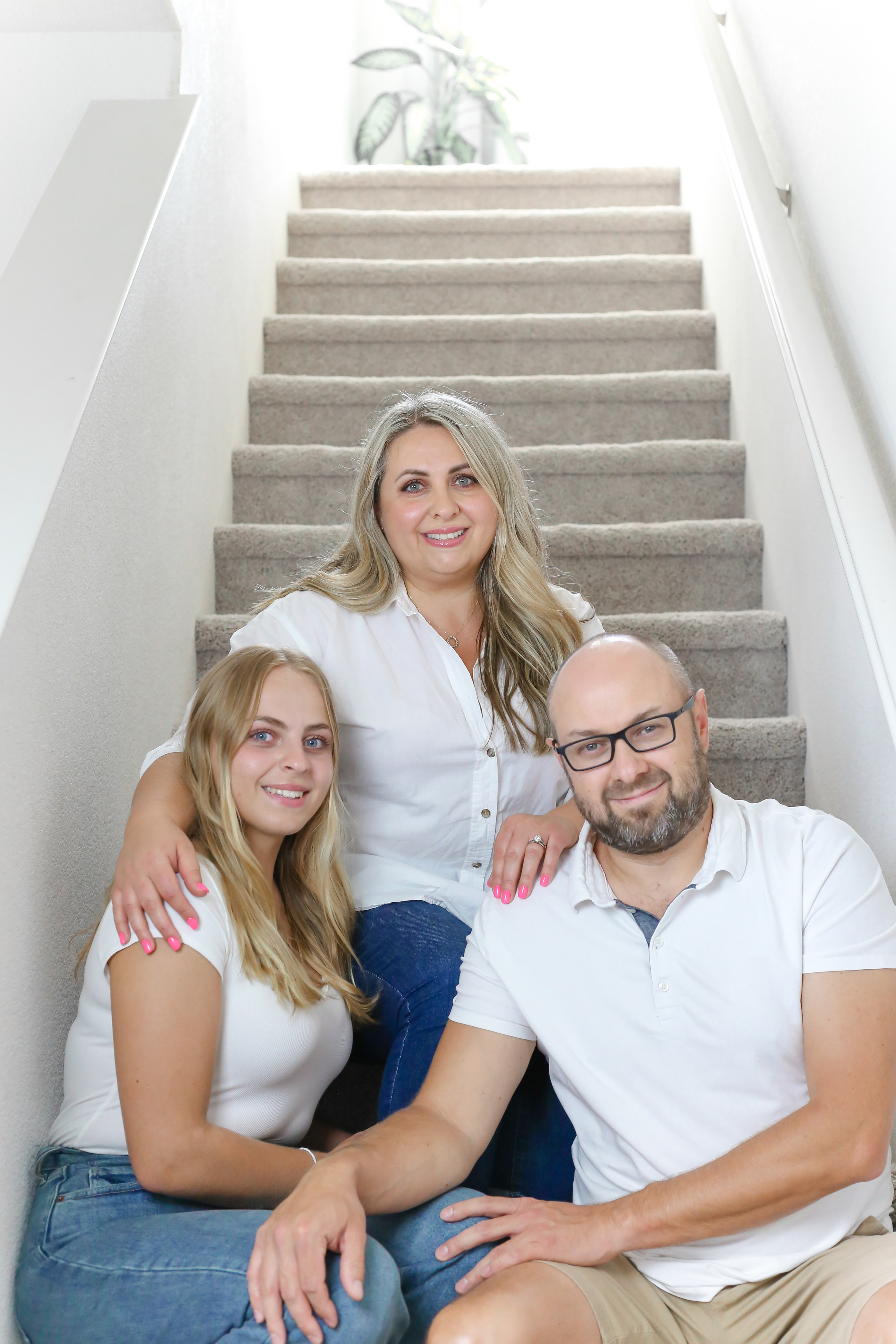 Family at home. Family and children’s lifestyle photographer Elena Tumanova