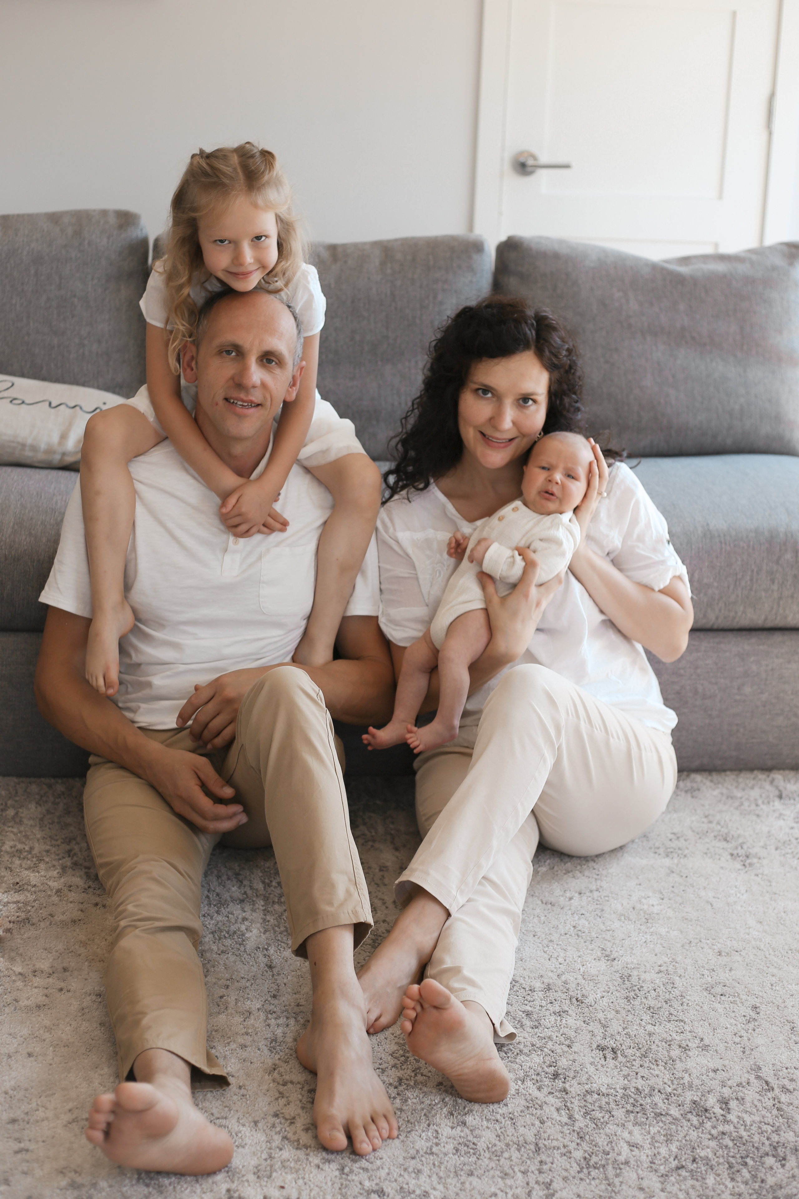 Newborn and family. Family and children’s lifestyle photographer Elena Tumanova