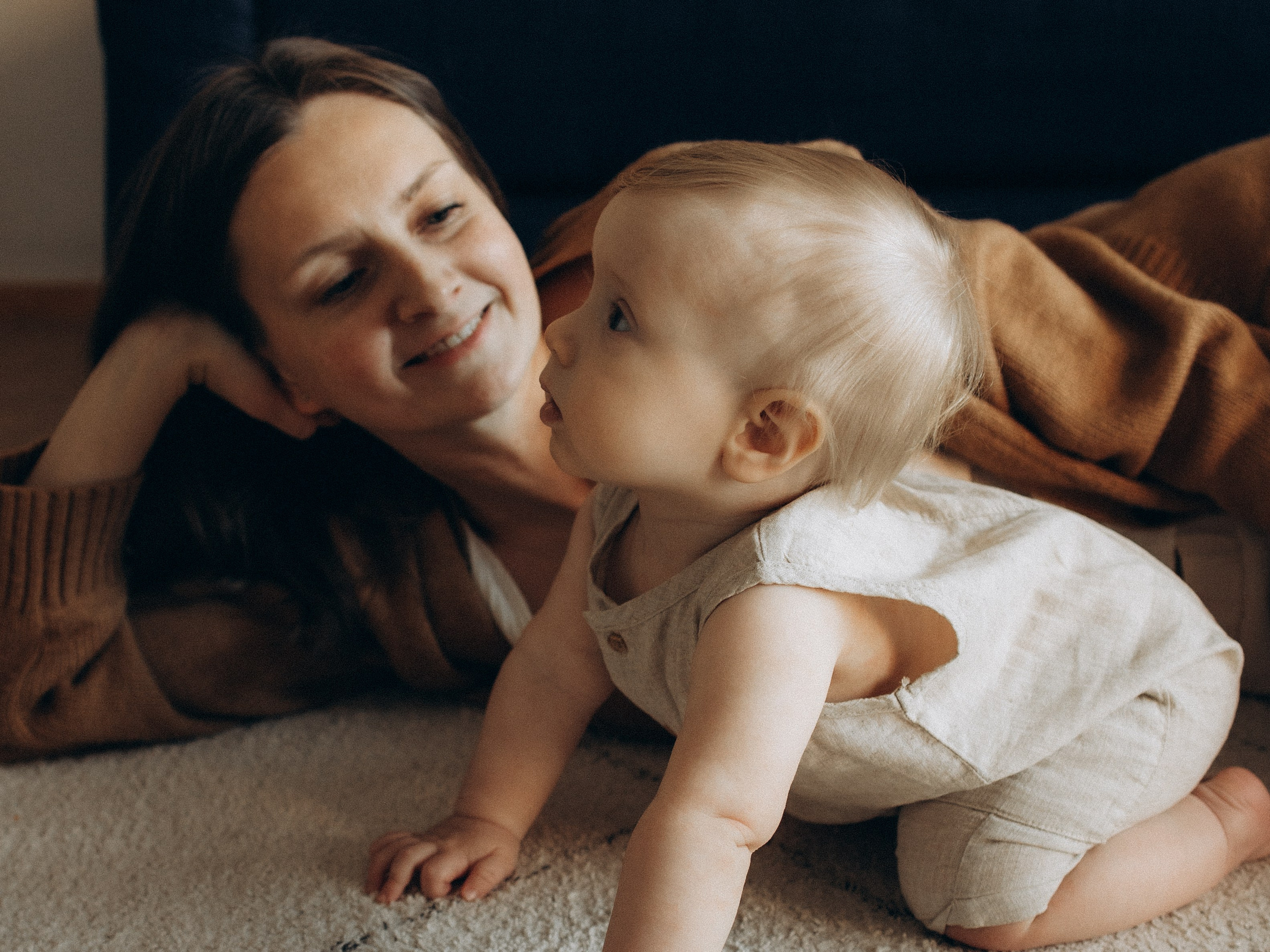 Victoria’s family. Kristina, portrait and family photographer in Helsinki