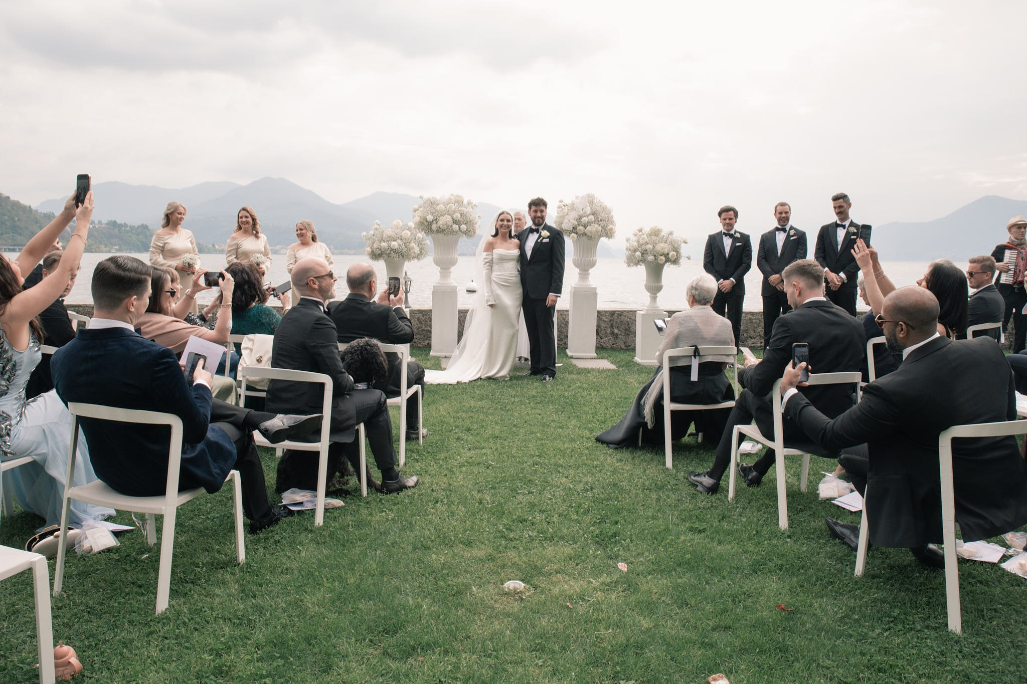 Roxie & Richard Wedding. Fotografo matrimonio Lago di Como Ferrari Media Production