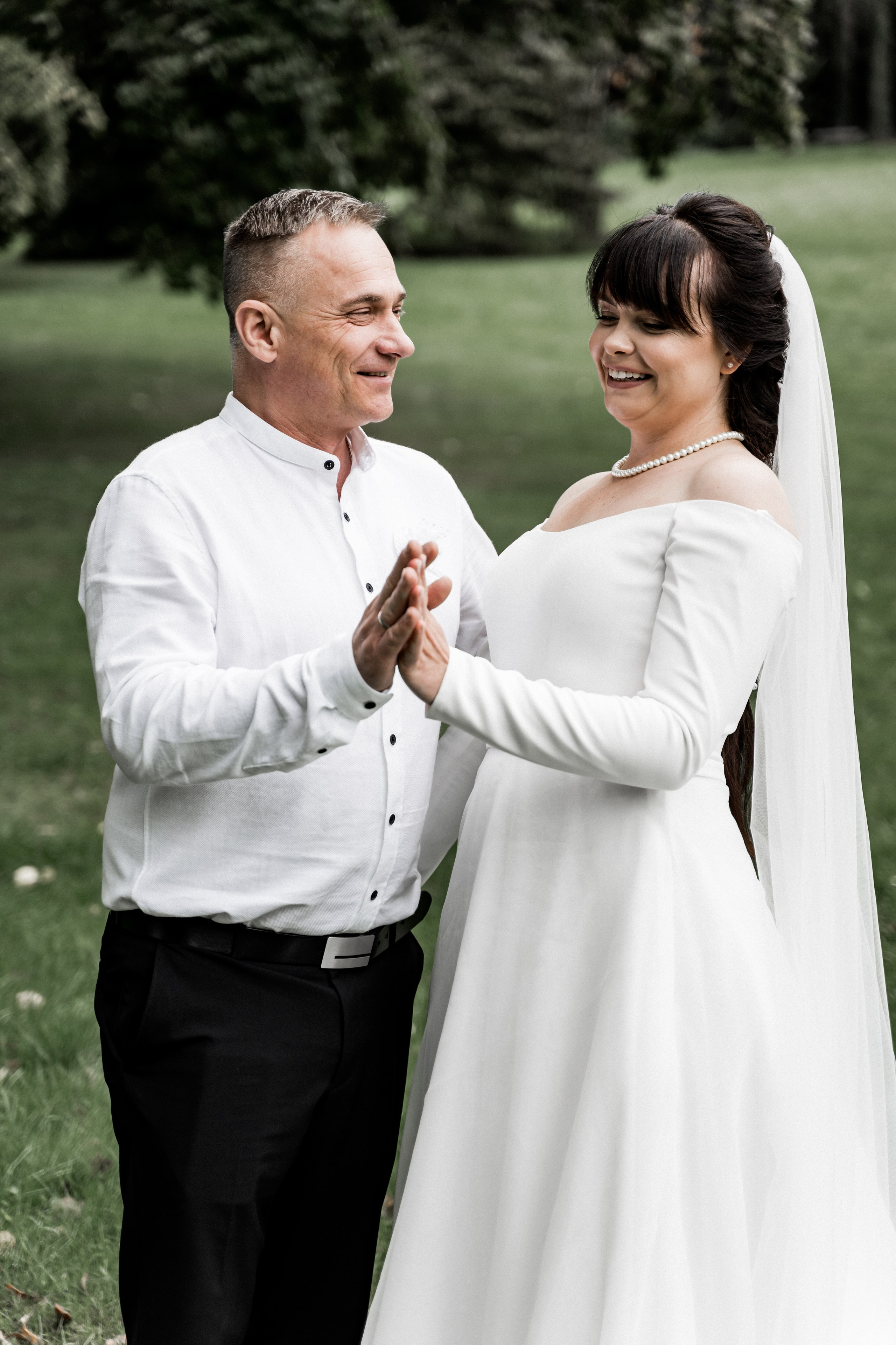 Andrei & Ira. Svatební fotograf a kameraman v Česku a po celé Evropě — Teplice, Ústí nad Labem, Praha, Drážďany