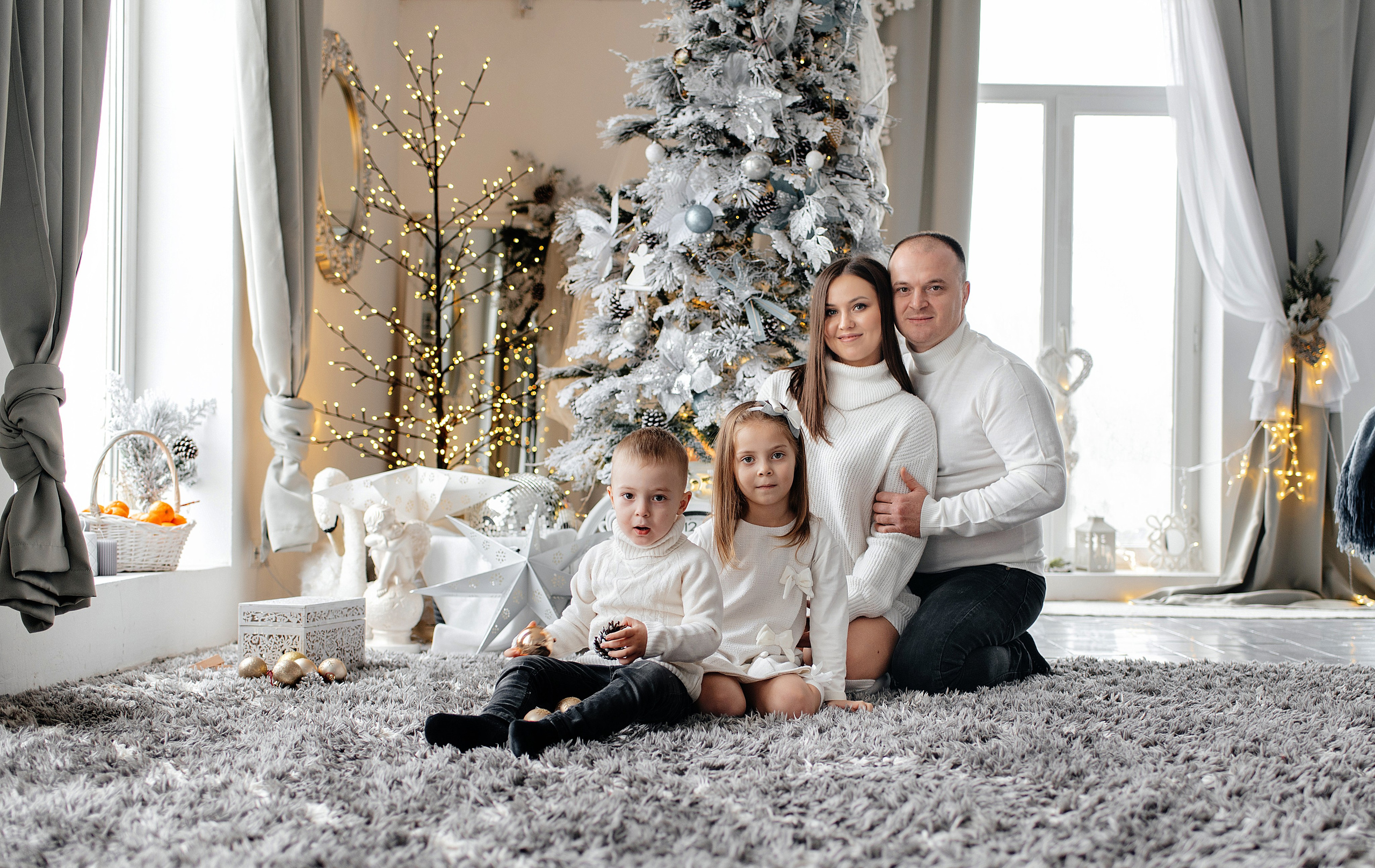 New Year Happy Family. Wedding photographer from Moldova Alexey Chipchiu