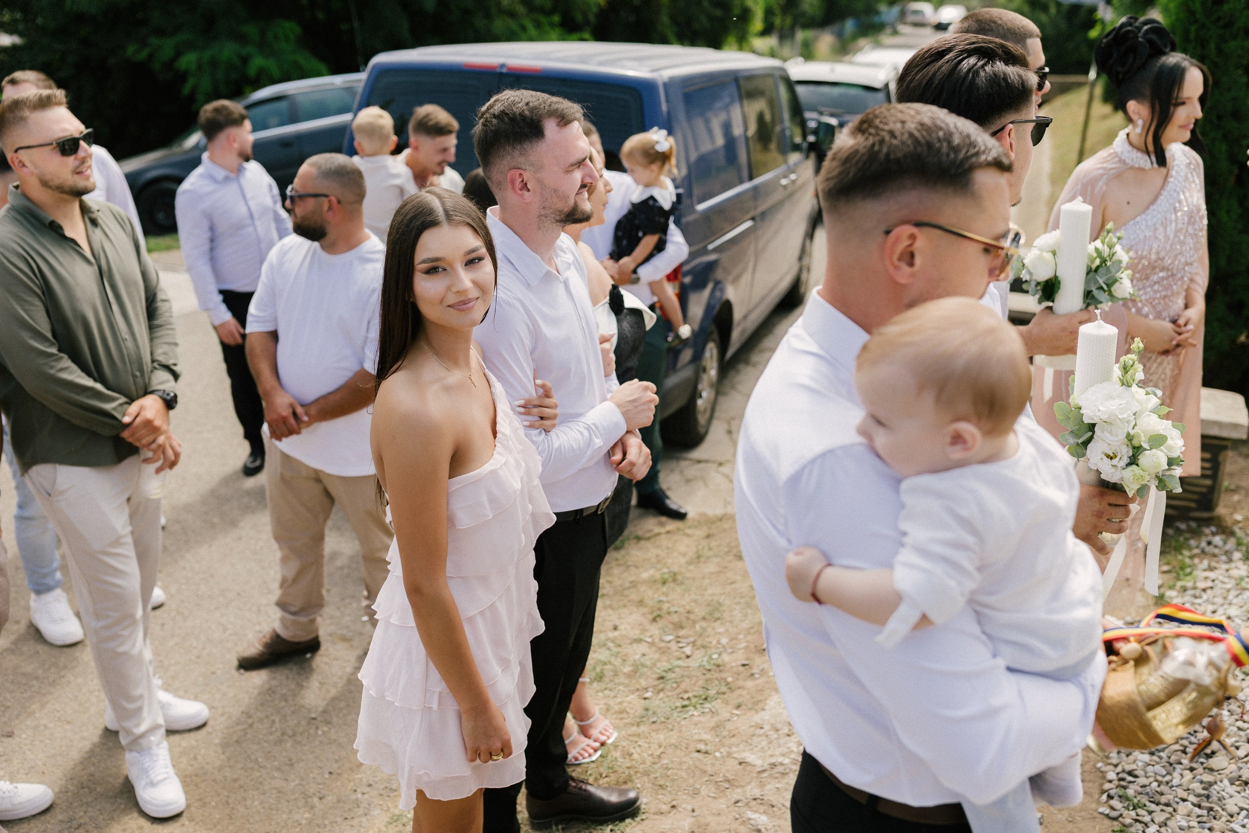 1. Mireasa Adriana în timpul pregătirilor de nuntă în Tudora Botoșani2. Costumul mirelui Ionuț fotografiat artistic în ziua nunții3. Prietenii mirelui la tradițiile de nuntă în Tudora4. Bărbieritul mirelui în cadrul obiceiurilor tradiționale de nuntă5. Fotografii de familie la biserică în ziua nunții6. Portret de familie cu mirii și copilul lor la nunta din Botoșani7. Primul dans al mirilor la Mariage Dor Baisa Botoșani8. Decor elegant de nuntă la Mariage Dor Baisa9. Emoții și tradiții la nunta din Tudora județul Botoșani10. Fotograf profesionist de nuntă în Botoșani surprinzând momente autentice - otograf-nunta-botosanifotograf-evenimente-botosanifotograf-profesionist-botosanifotograf-nunta-tudoranunta-tudora-botosanisedinta-foto-nunta-botosanipoze-nunta-botosanifotografii-nunta-tudorafotograf-cununie-religioasa-botosanibiserica-sfintii-imparati-constantin-si-elena-tudoramariage-dor-baisa-botosanirestaurant-nunta-botosanidansul-mirilor-mariage-dorpregatiri-mire-botosanipregatiri-mireasa-botosanitraditii-nunta-moldovaobiceiuri-nunta-tudorafotograf-familie-nunta-botosaniportret-miri-botosanigalerie-foto-nunta-botosanialbum-foto-nunta-botosaninunta-eleganta-botosaninunta-cu-traditii-botosanifotograf-premium-nunta-botosaniservicii-foto-video-botosanipoveste-de-nunta-botosanifotograf-documentar-nuntafotograf-natural-emotionalmiri-ionut-si-adriananunta-autentica-tudora -otograf-nunta-botosanifotograf-nunta-tudoranunta-tudora-botosanifotograf-evenimente-botosanifotograf-profesionist-botosaniservicii-foto-video-botosanigalerie-foto-nunta-botosanialbum-foto-nunta-botosani - nunta-autentica-botosaninunta-cu-traditii-botosanipoveste-de-nunta-botosanifotografii-emotionante-nuntamomente-autentice-nuntafotografie-documentara-nuntafotograf-natural-nunta- pregatiri-miri-tudorabiserica-tudora-botosanicununie-religioasa-tudoramariage-dor-baisa-botosanipetrecere-nunta-botosanivalsul-mirilor-botosani - alino-foto-studio-botosaniionut-si-adriana-nunta-tudorafotograf-alin-chirila-botosani