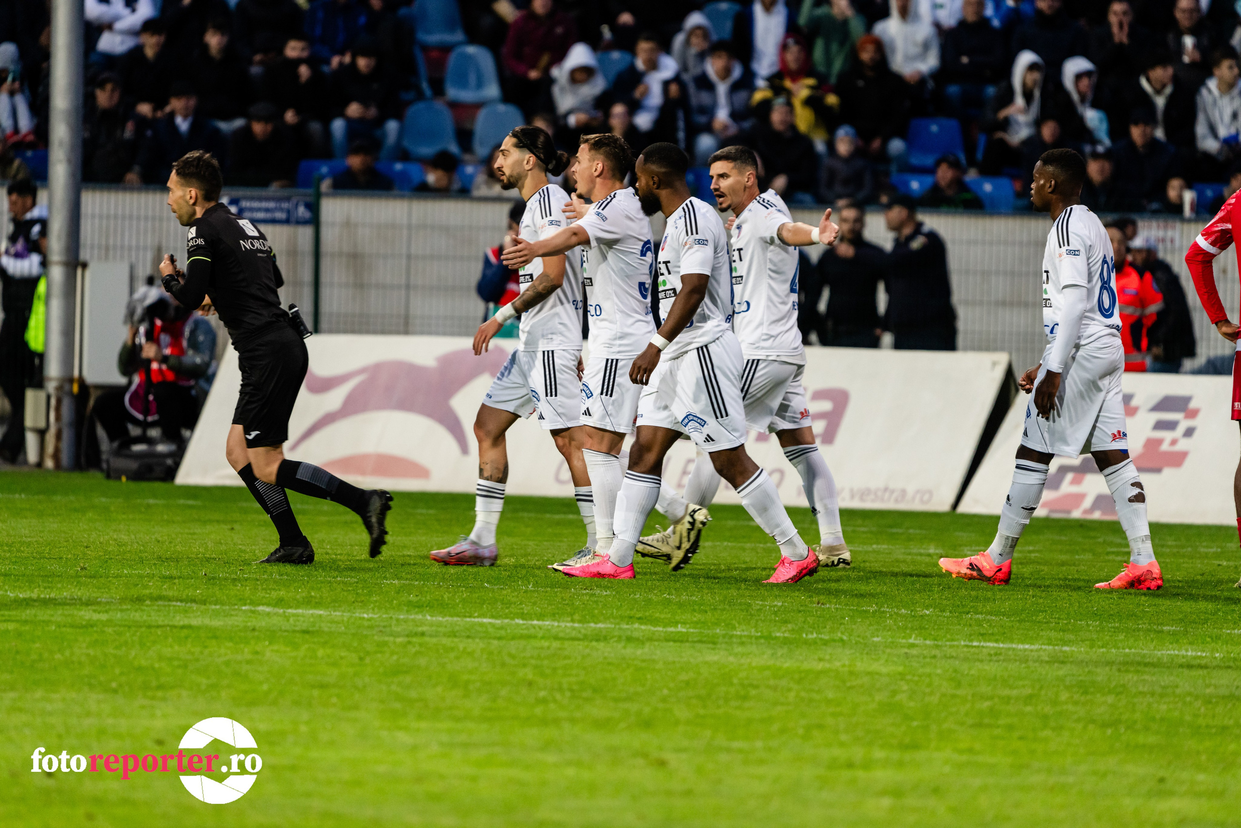 Momente Epice: Galerie foto din meciul de fotbal FC Botoșani vs Dinamo