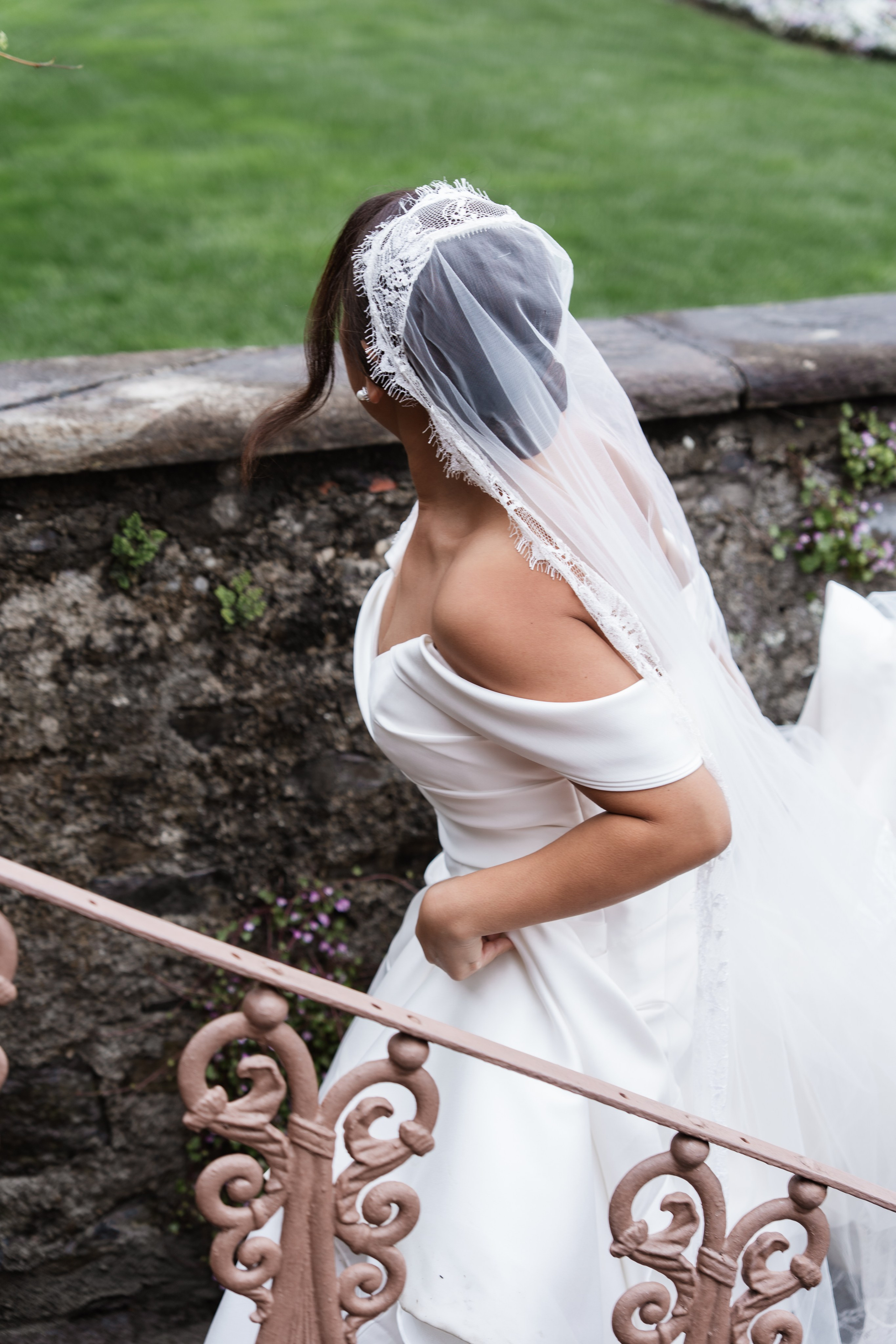 BEATRICE AND RAFAELE_LAKE COMO_Villa Regina Teodolinda. PHOTOGRAPHER IN ITALY
