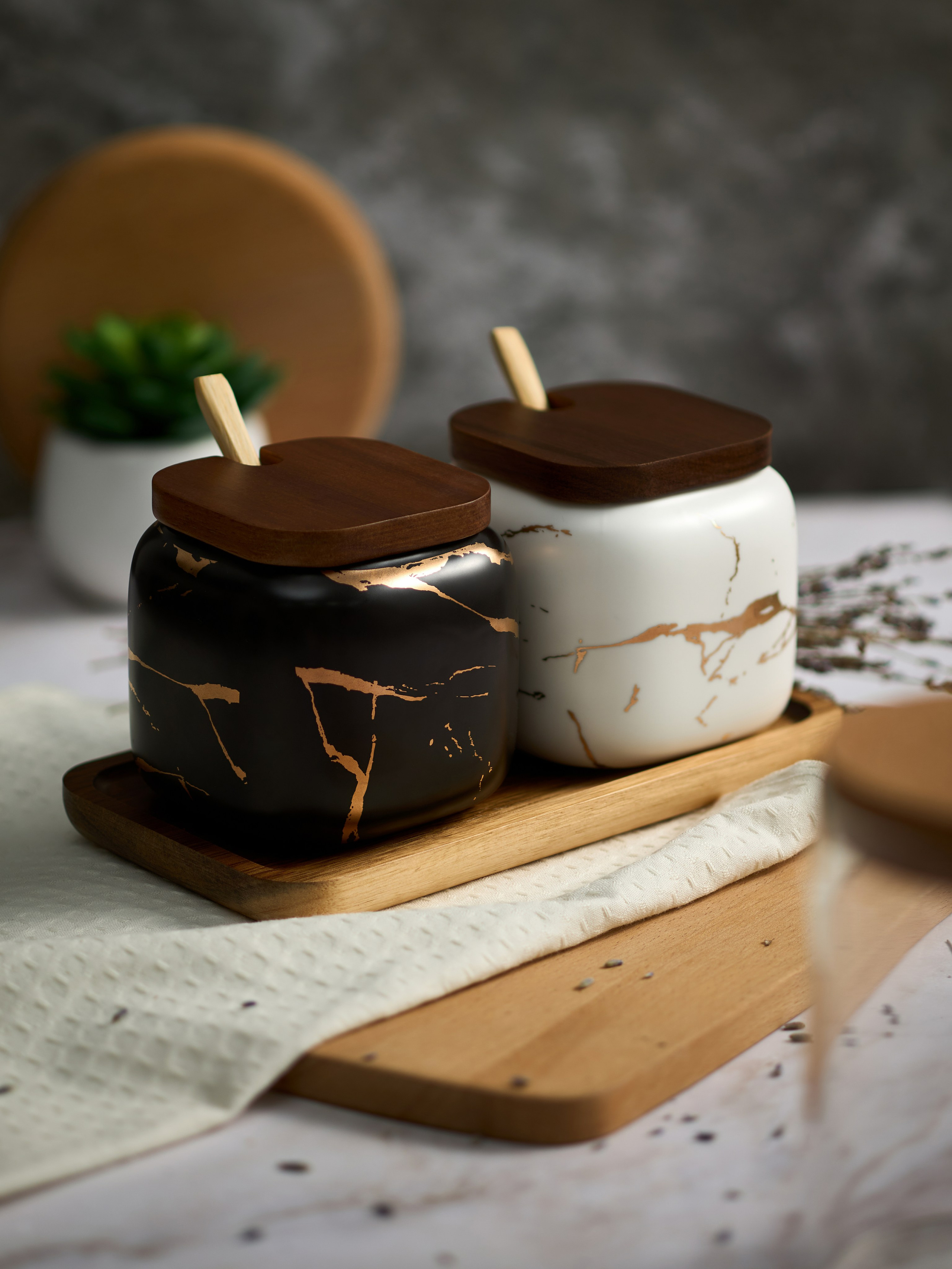 Кухня. Предметная фотосъемка в Алматы. Студия фото и видео съемки товаров