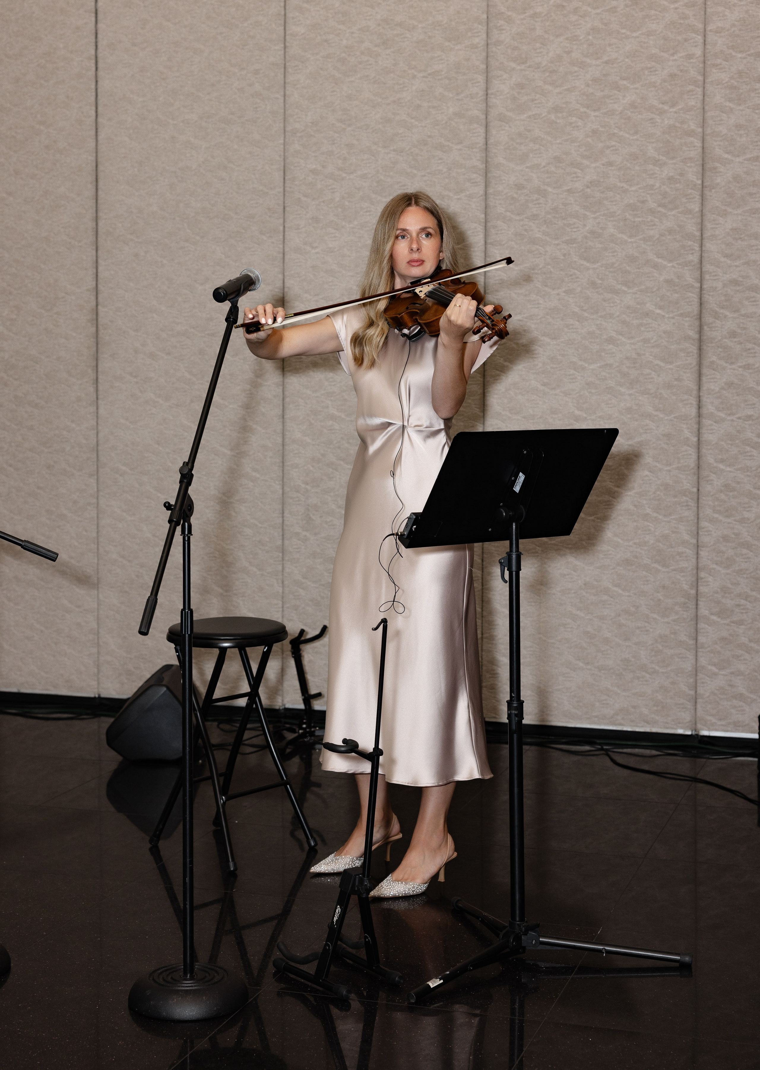 Vitalii and Diana. Massachusetts. Photographer Anastasia Nagibina