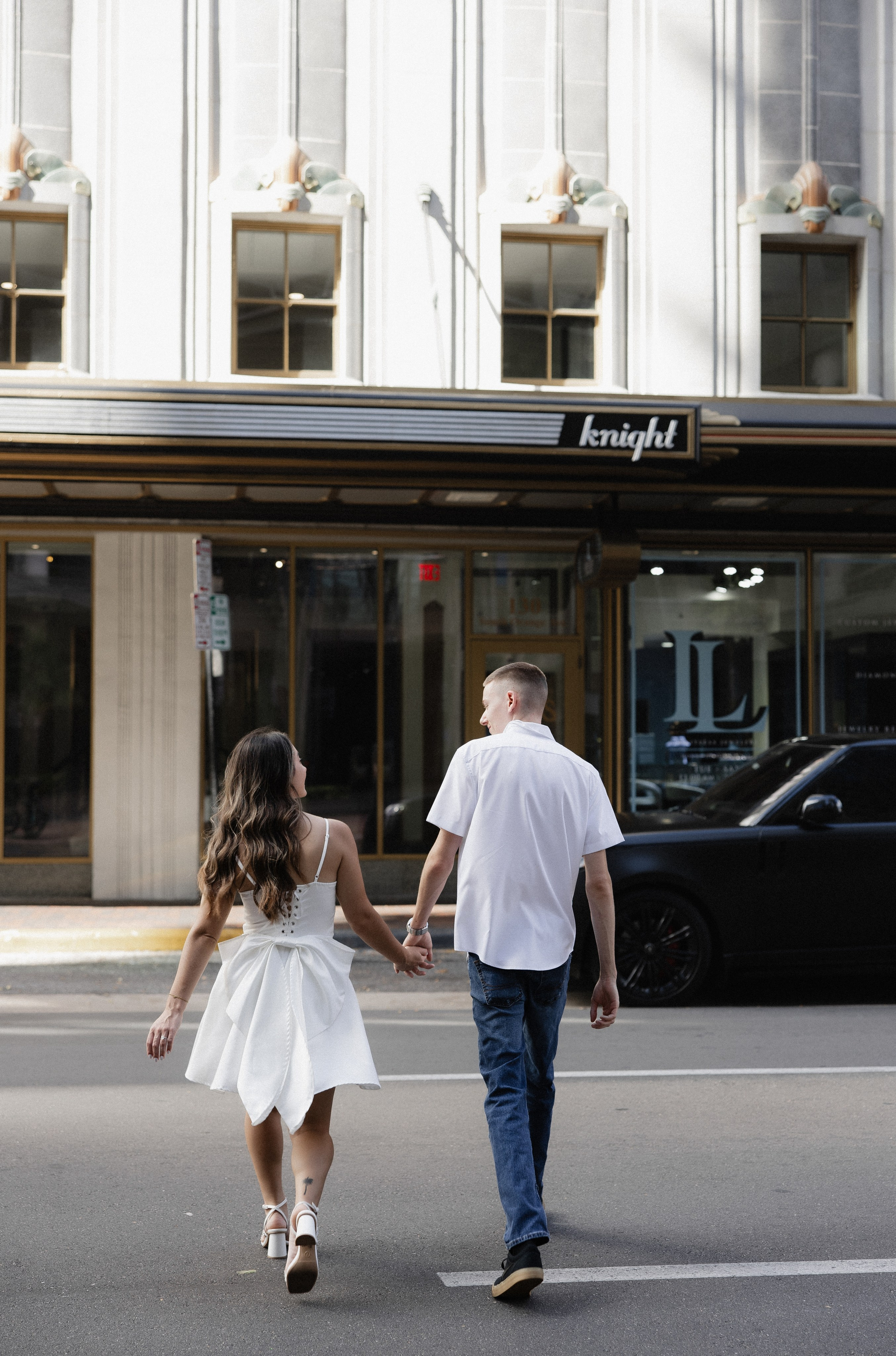 Engagement Photoshoot in the city. Photographer Anastasia Nagibina