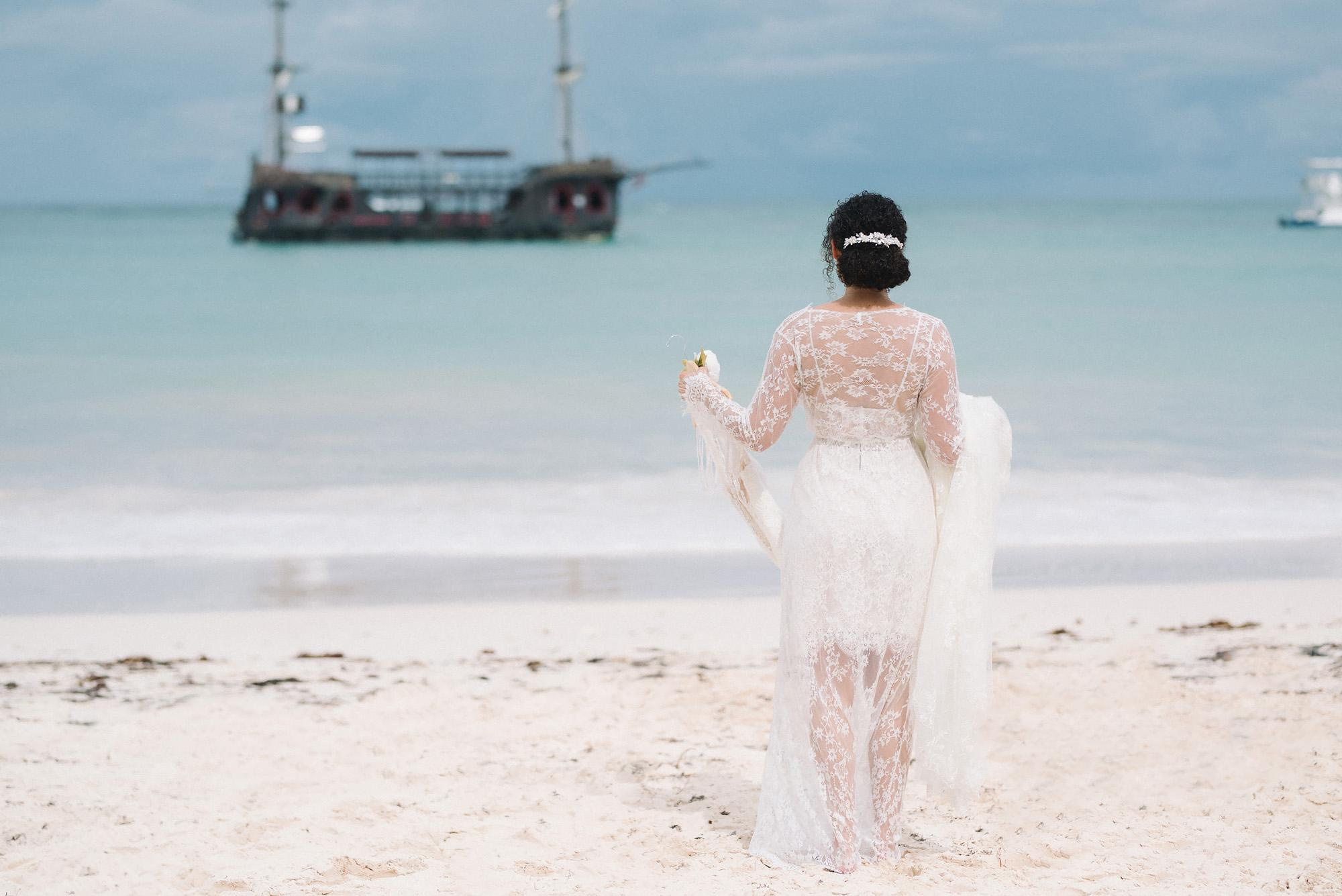 Dominican Republic wedding Huracan Cafe. Punta cana wedding family fashion photographer dominican republic, destination wedding photographer, elopement photography Punta Cana