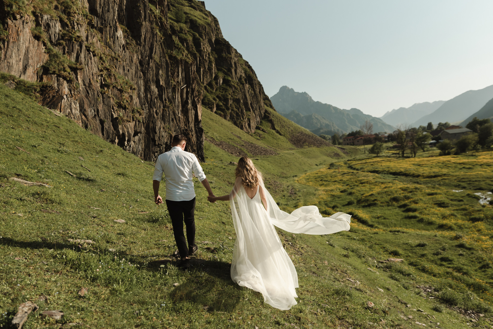 Vadim and Anna, Kazbegi. Wedding photographer in Georgia, Tbilisi Arina Krasnikova