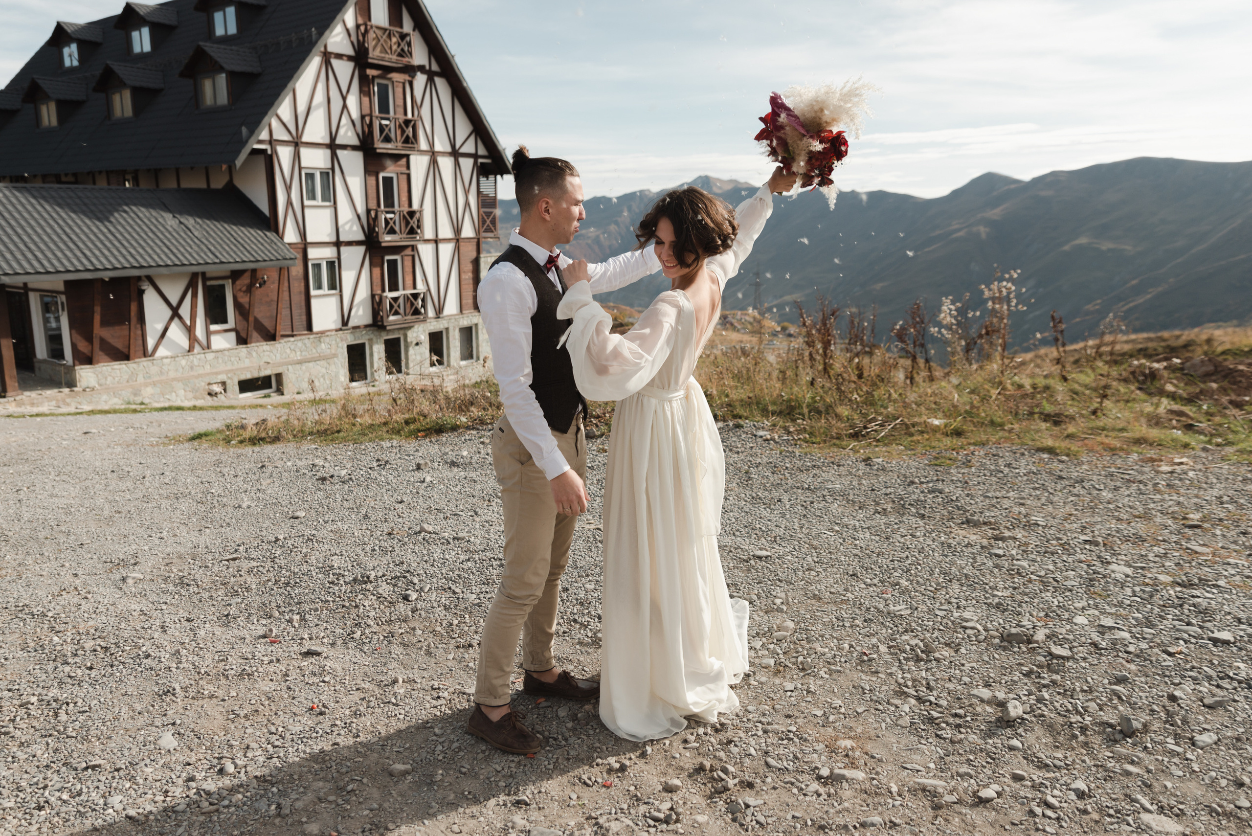 Wedding in Gudauri. Wedding photographer in Georgia, Tbilisi Arina Krasnikova