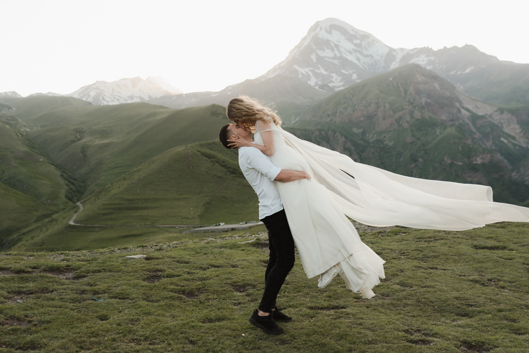Vadim and Anna, Kazbegi. Wedding photographer in Georgia, Tbilisi Arina Krasnikova