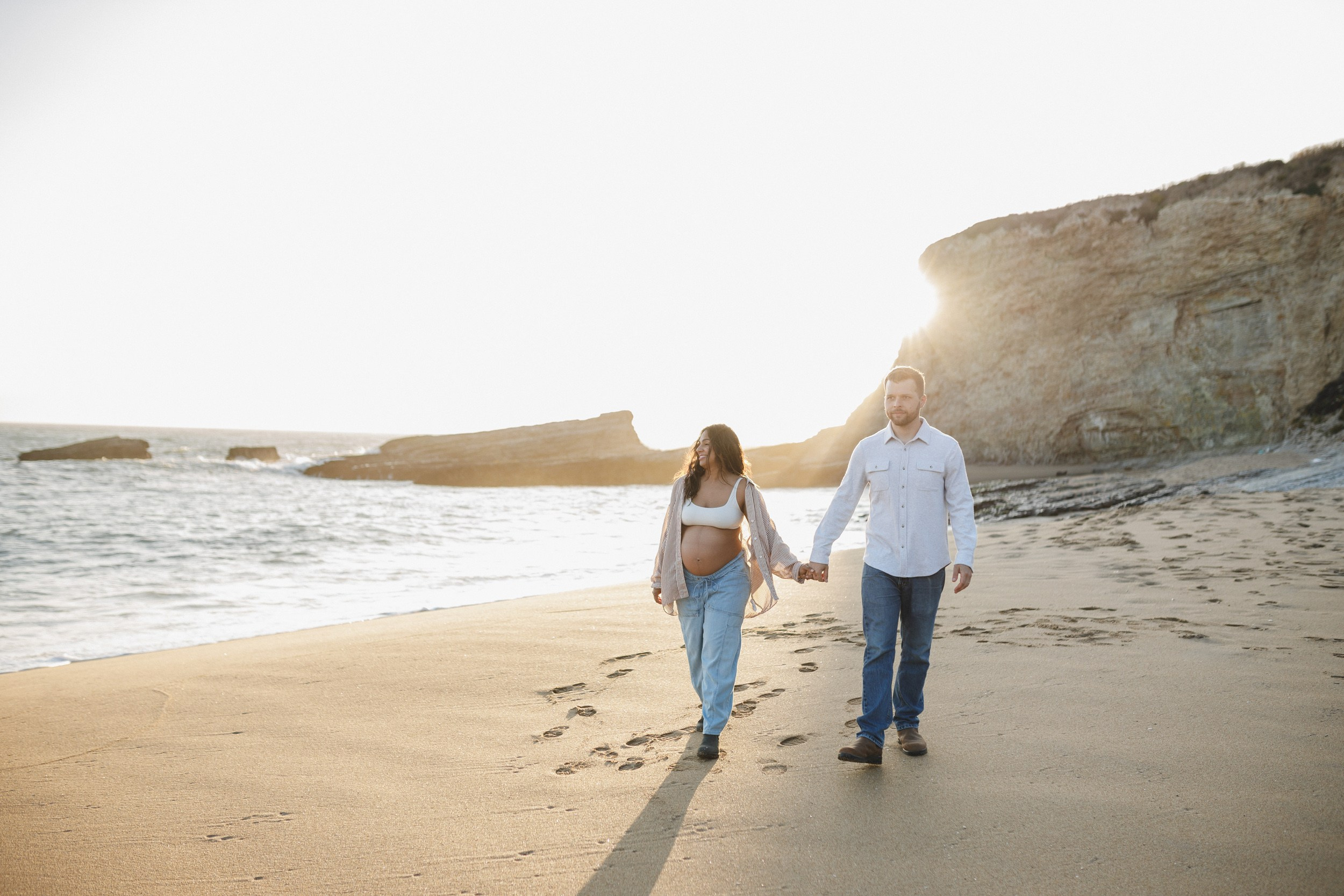 Panther Beach Sunset Maternity Story. Maternity, newborn photographer in the Bay Area|Iryna Rakivnenko
