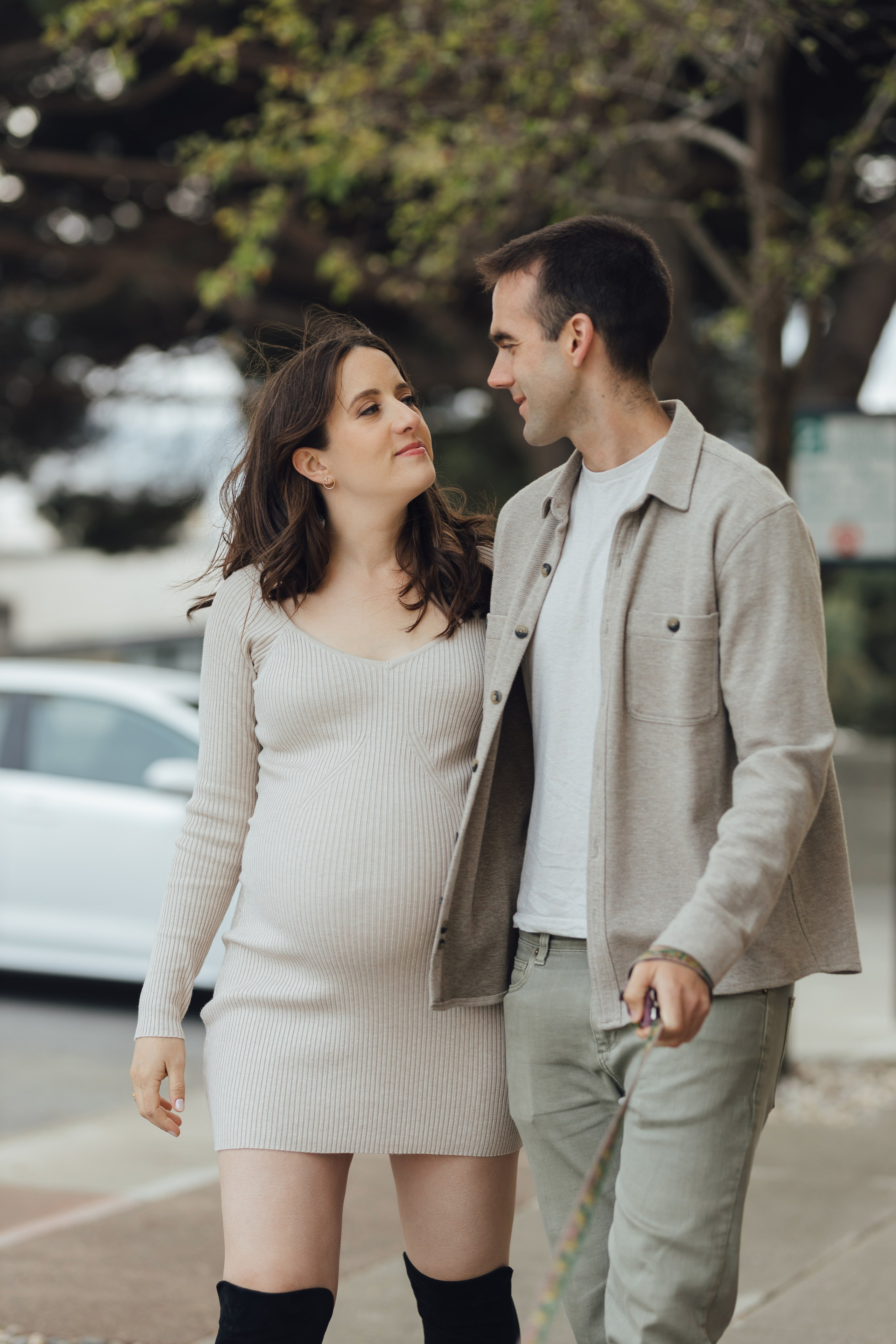 Cozy Home Maternity Photo session. Maternity, newborn photographer in the Bay Area|Iryna Rakivnenko